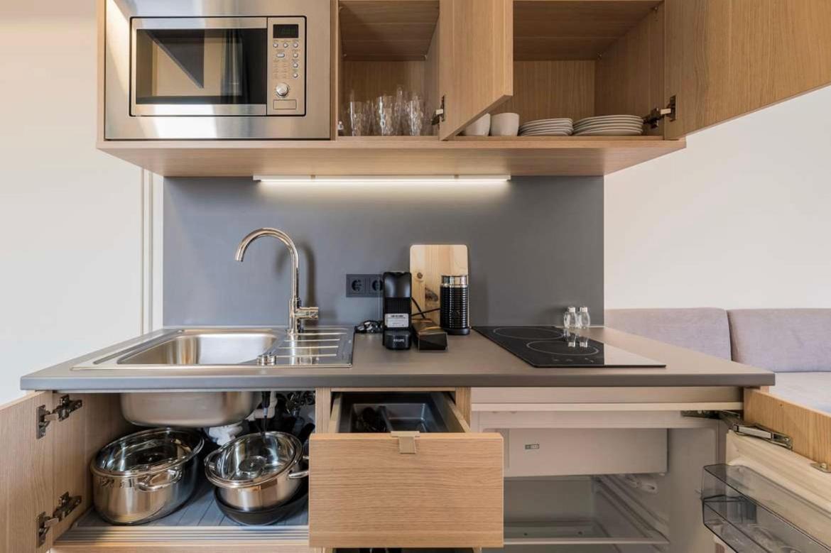 Apartment Living *