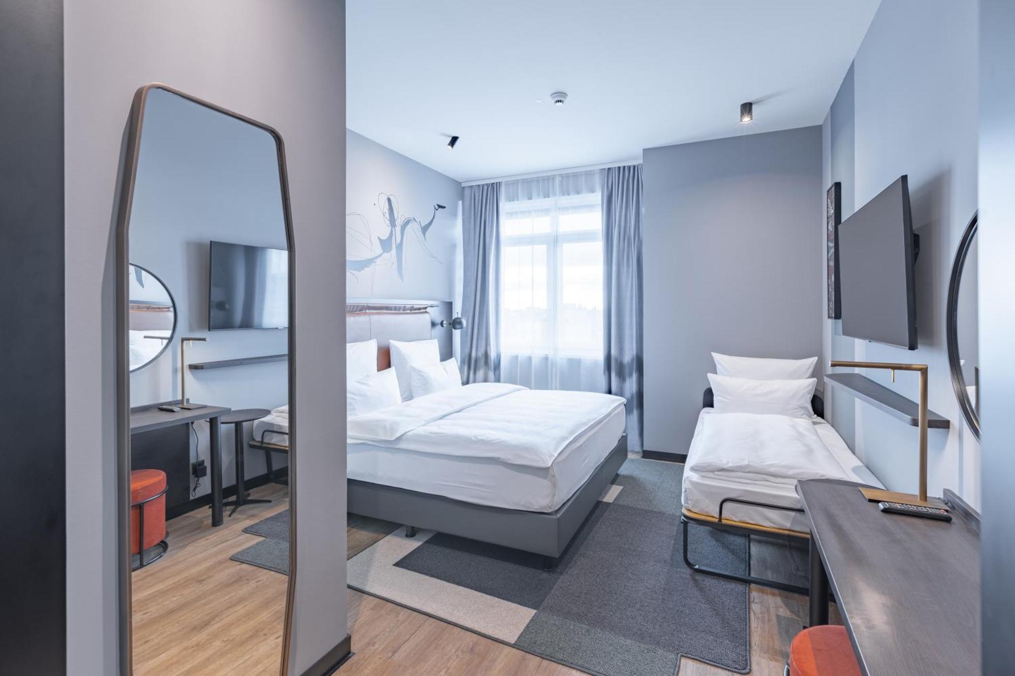 Titanic Comfort Kurfuerstendamm Hotel 3*