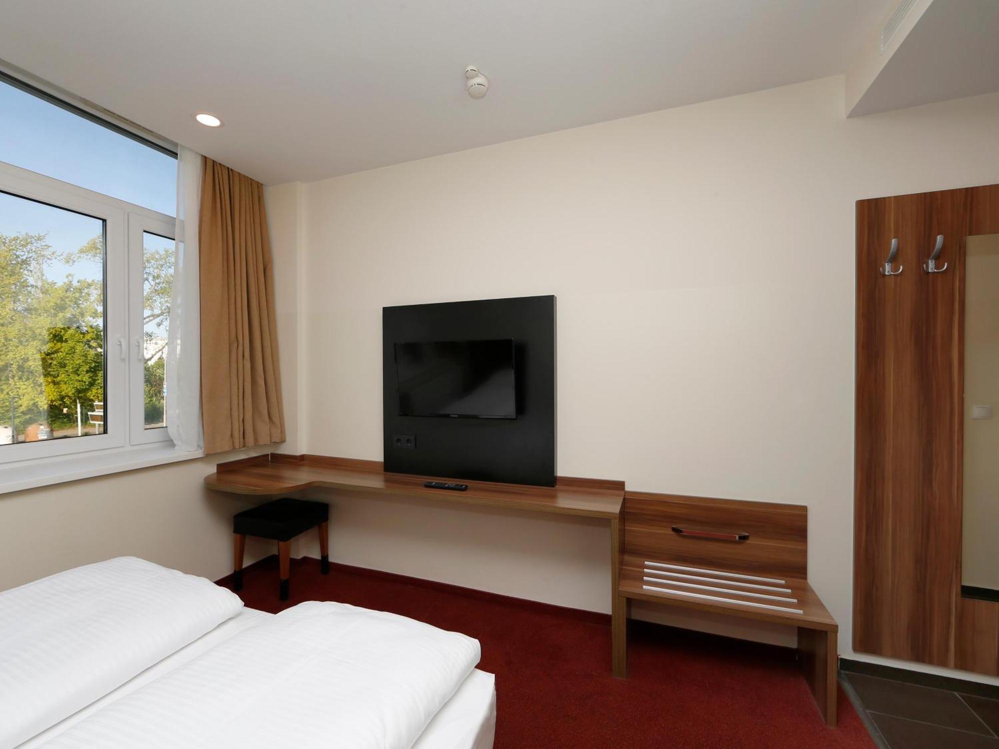 B&B Hotel Berlin-Adlershof Hotel