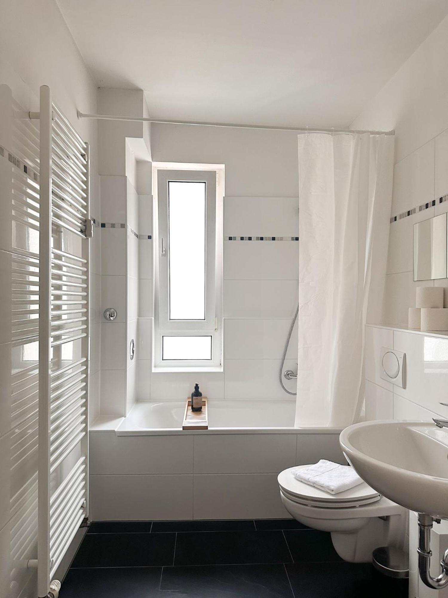 Apartment Nook Design-apartments Mit Kueche, Duschbad, Neben U-bahn Station Aber Ruhig Gelegen Berlin