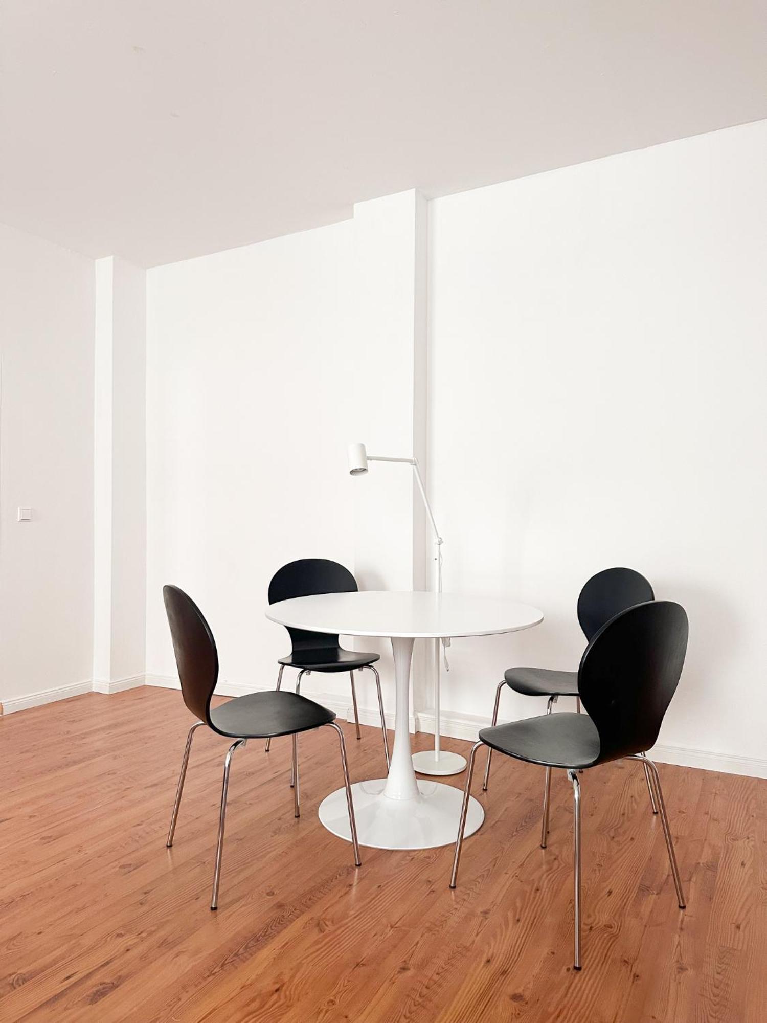Nook Design-apartments Mit Kueche, Duschbad, Neben U-bahn Station Aber Ruhig Gelegen Apartment *