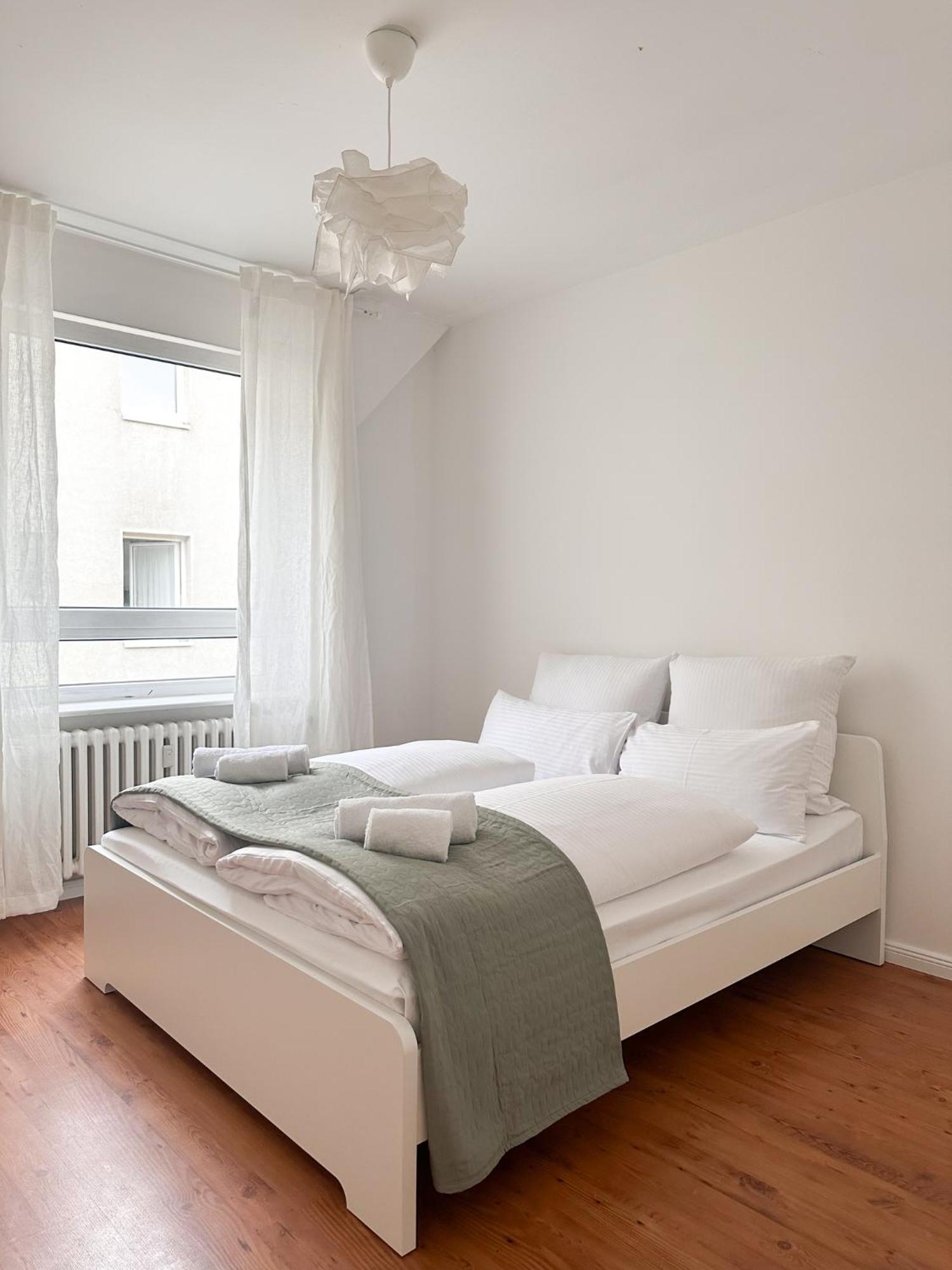 Apartment Nook Design-apartments Mit Kueche, Duschbad, Neben U-bahn Station Aber Ruhig Gelegen