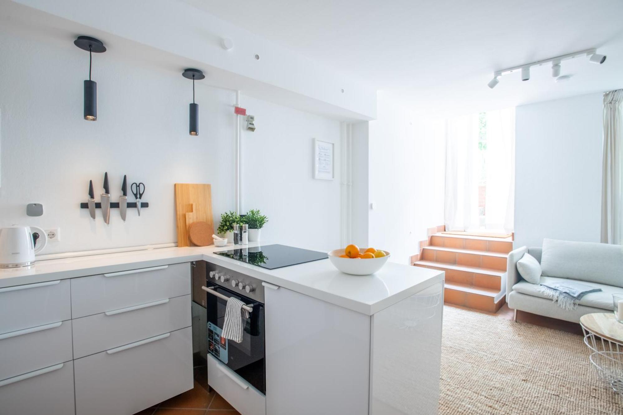 Apartment Charmantes 2-zimmer-apartment Mit Vorgarten *