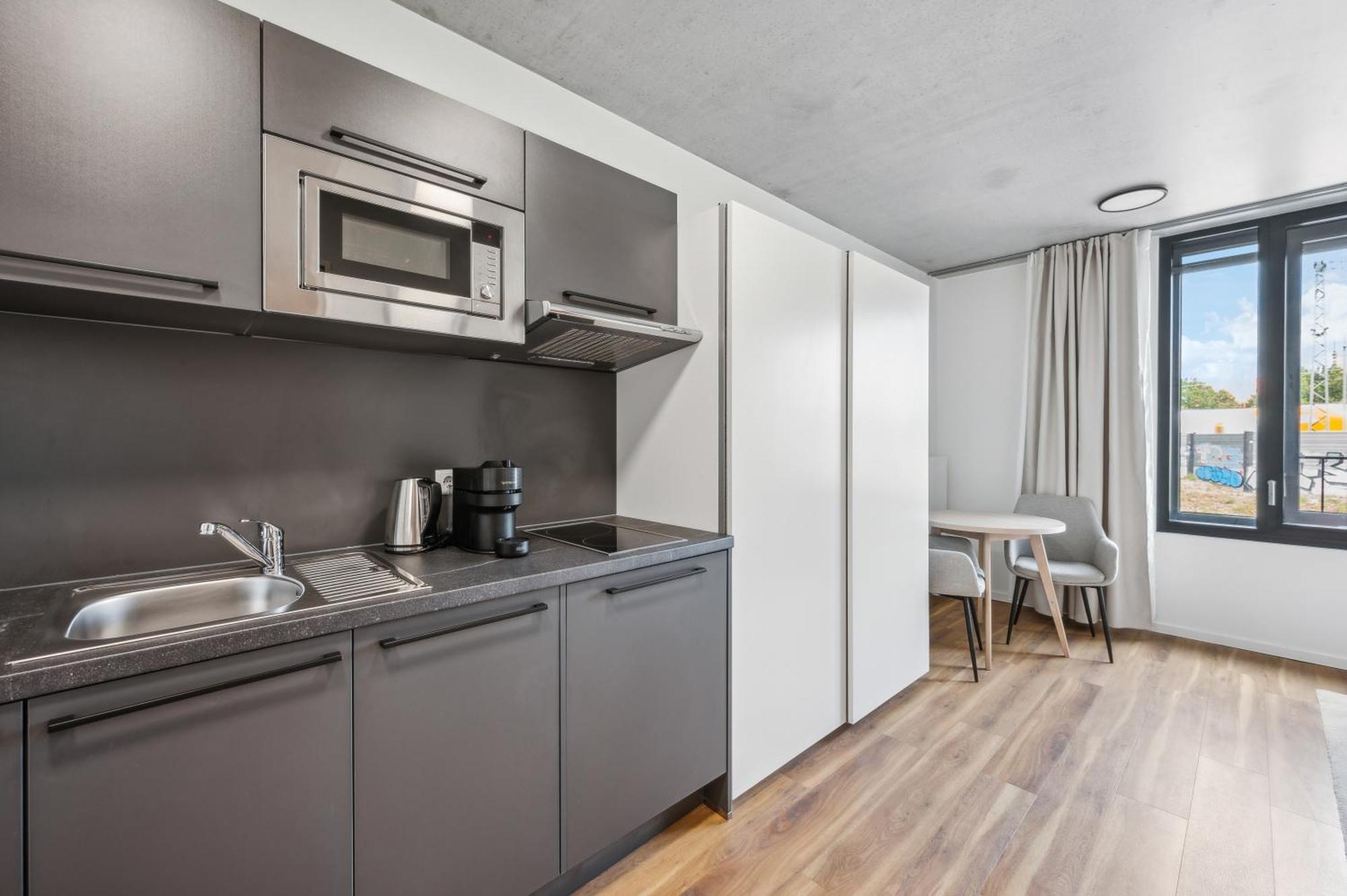 Hotel Habyt-the Waterfront *
