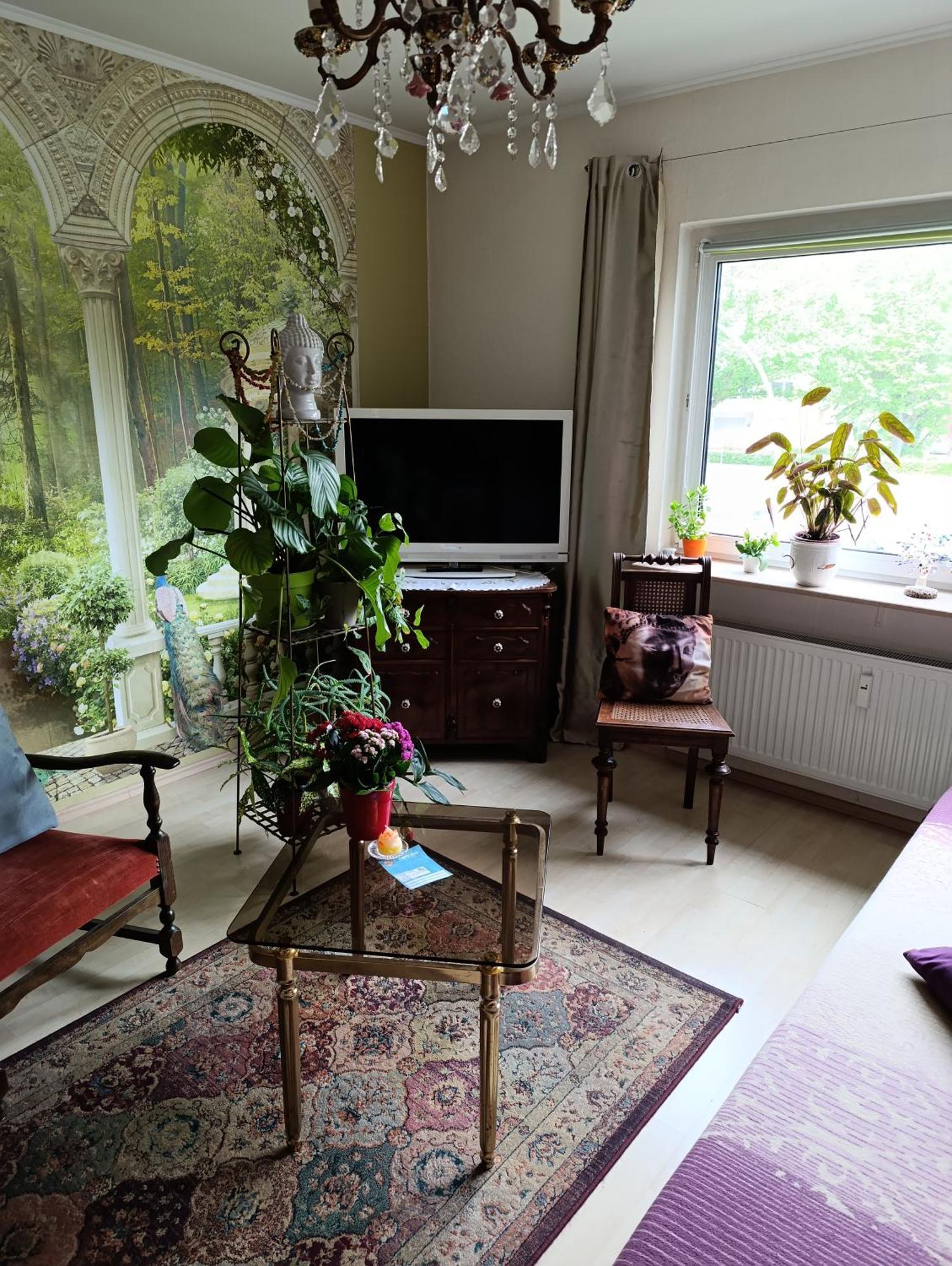 Weltoffenes Privates Gaestezimmer Bei Lgbtq Freundlichen Gastgeber Der Mit In Der Lebt Privat bolig Berlin