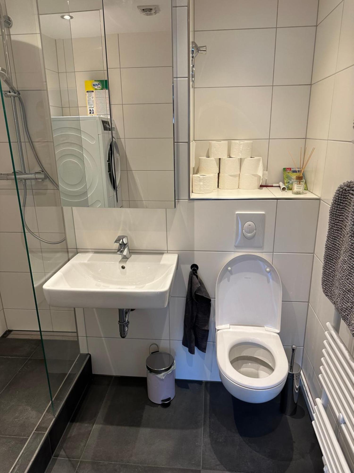 Newly Renovated In Ideal Location