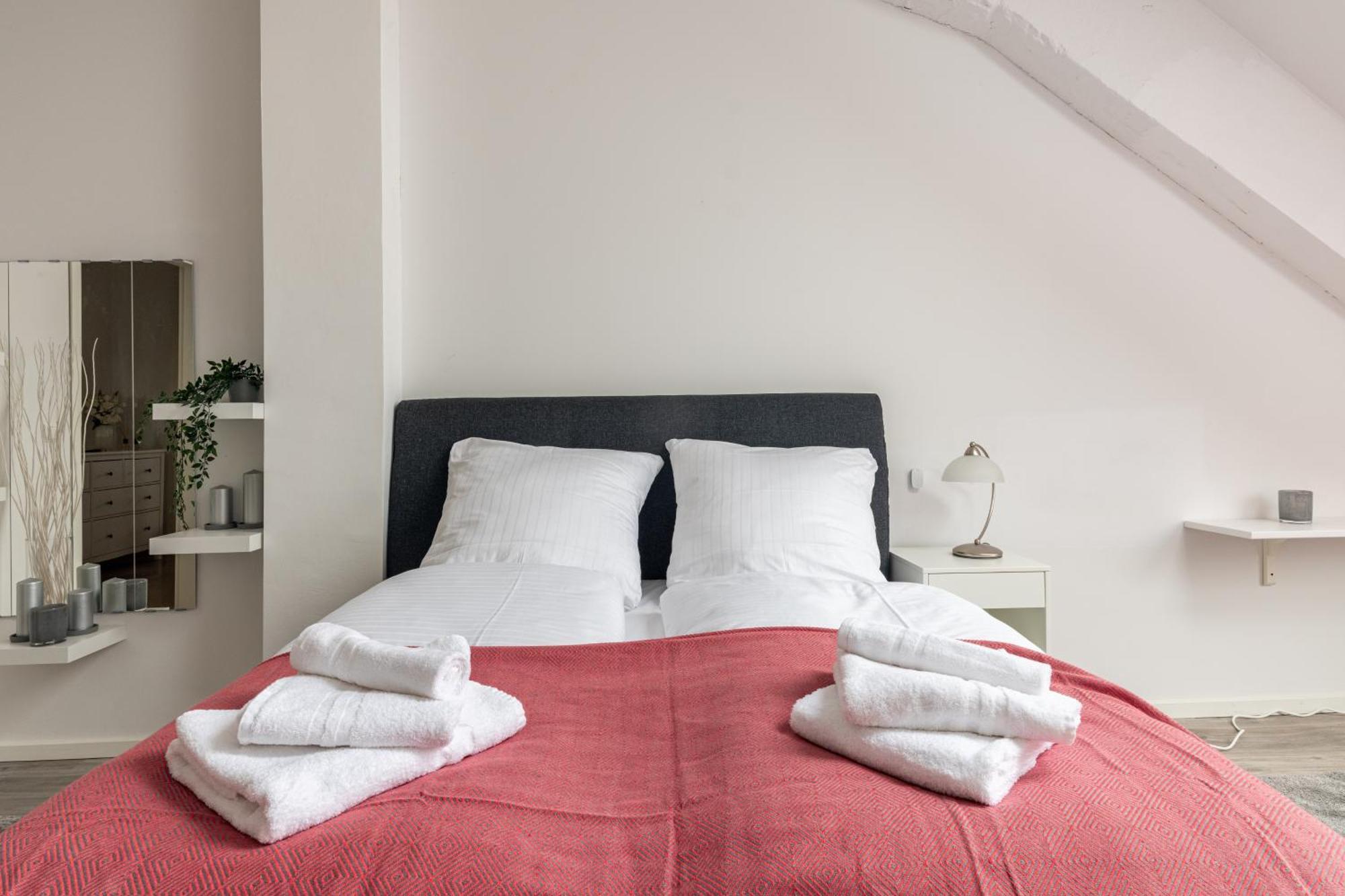 Apartment Mint Ueber Der Stadt Parken Kueche Wifi *