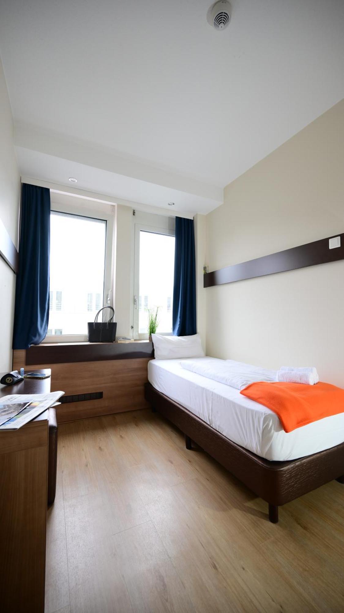 Hotel Motel Plus Berlin 3*
