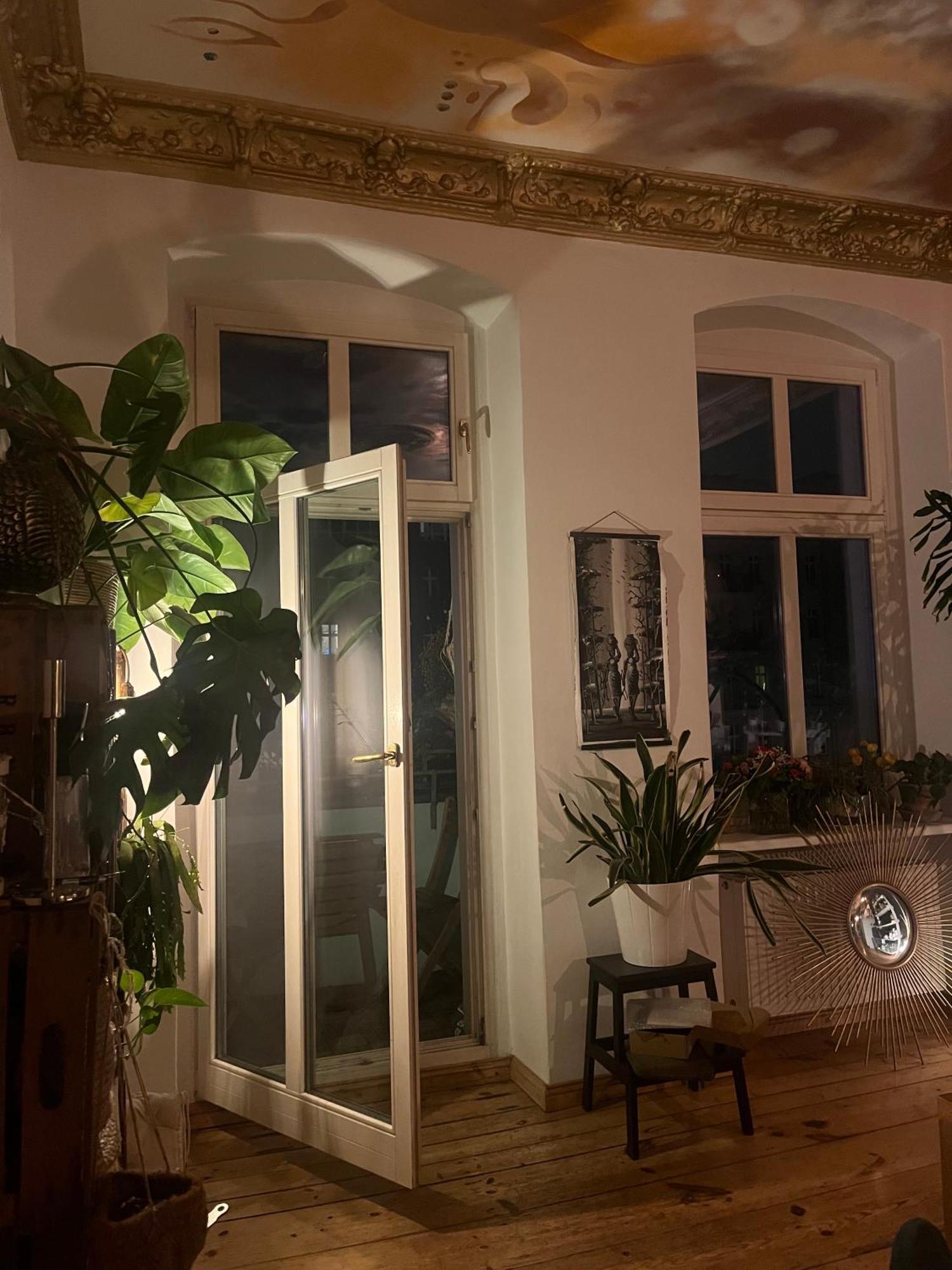 Apartment Spirit & Style - Grosszuegige, Helle Altbauwohnung In Bester Prenzlauer Berg Lage Berlin