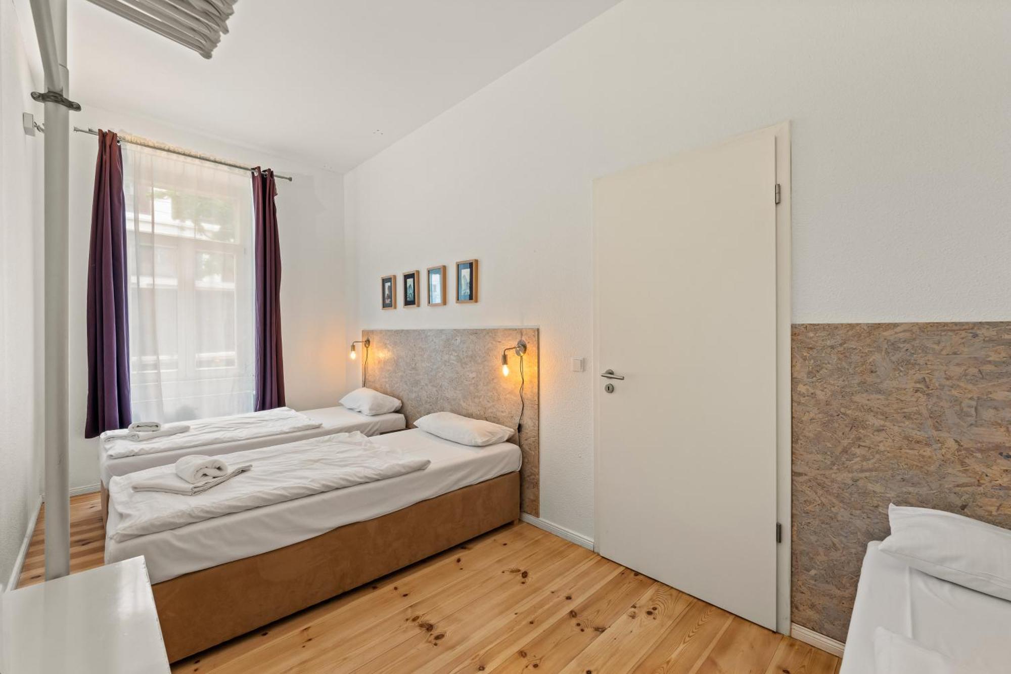 Mooeve Friedrichs Big Apartment *