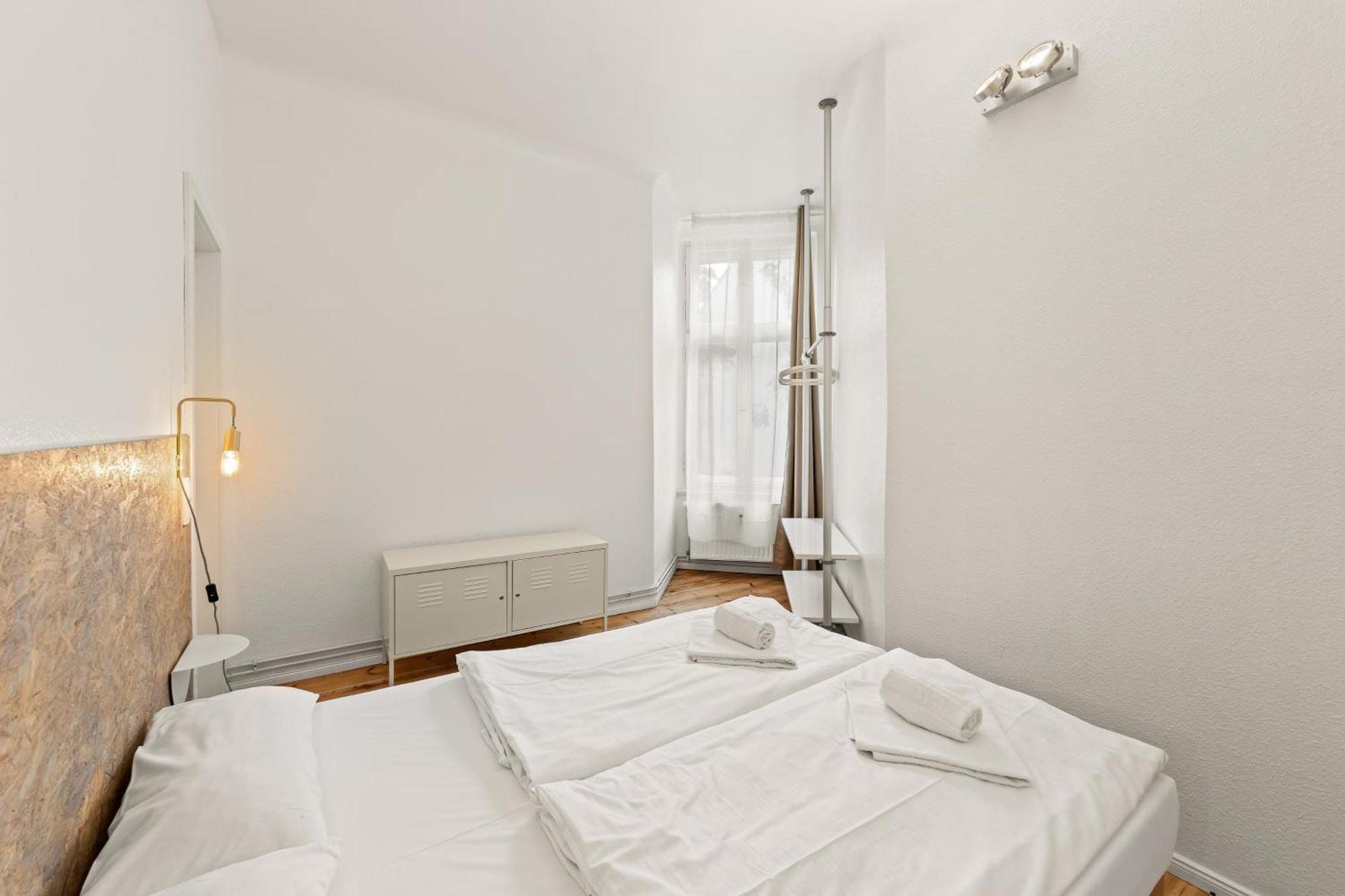 Mooeve Friedrichs Big * Berlin