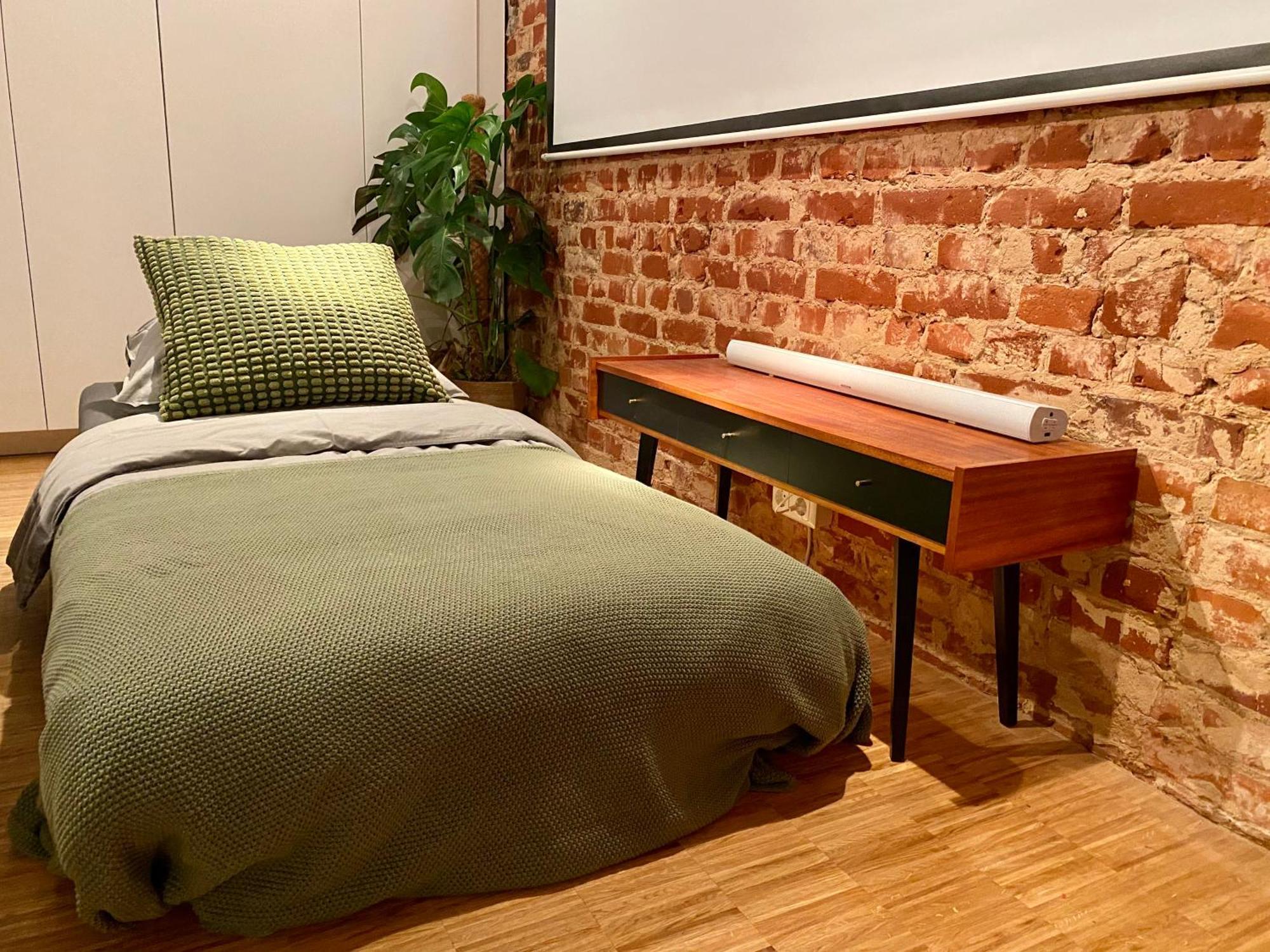 Apartment Stylish With Cinema, 2-min Tram Berlin