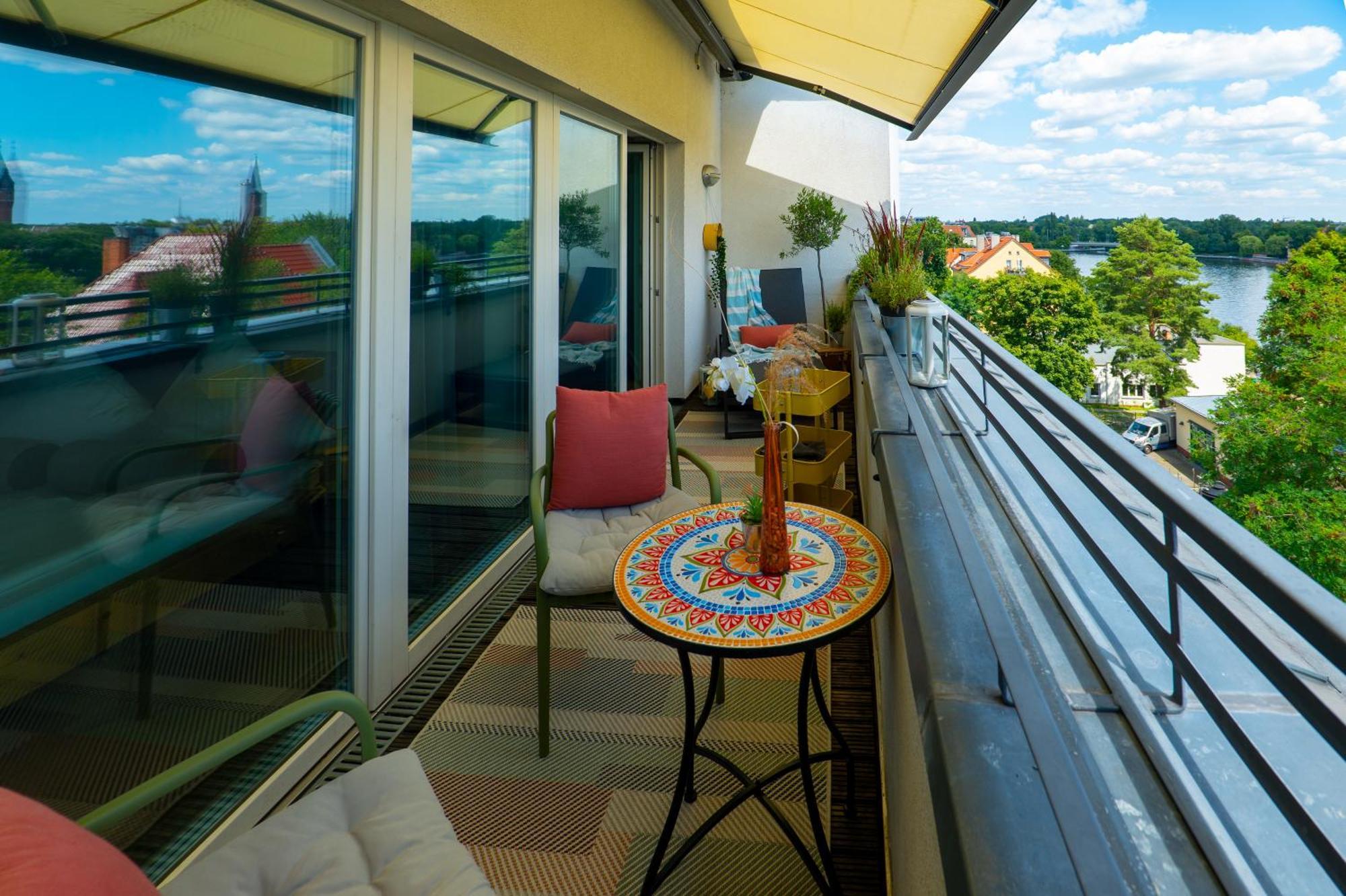 Exklusives Berliner 3 Loft Auf 92m² - In Urbaner Historischer Koepenicker Stadtvilla Apartment *