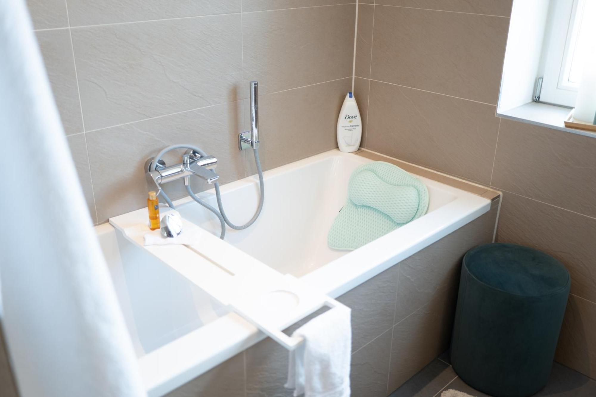 Exklusives Berliner 3 Loft Auf 92m² - In Urbaner Historischer Koepenicker Stadtvilla Apartment *