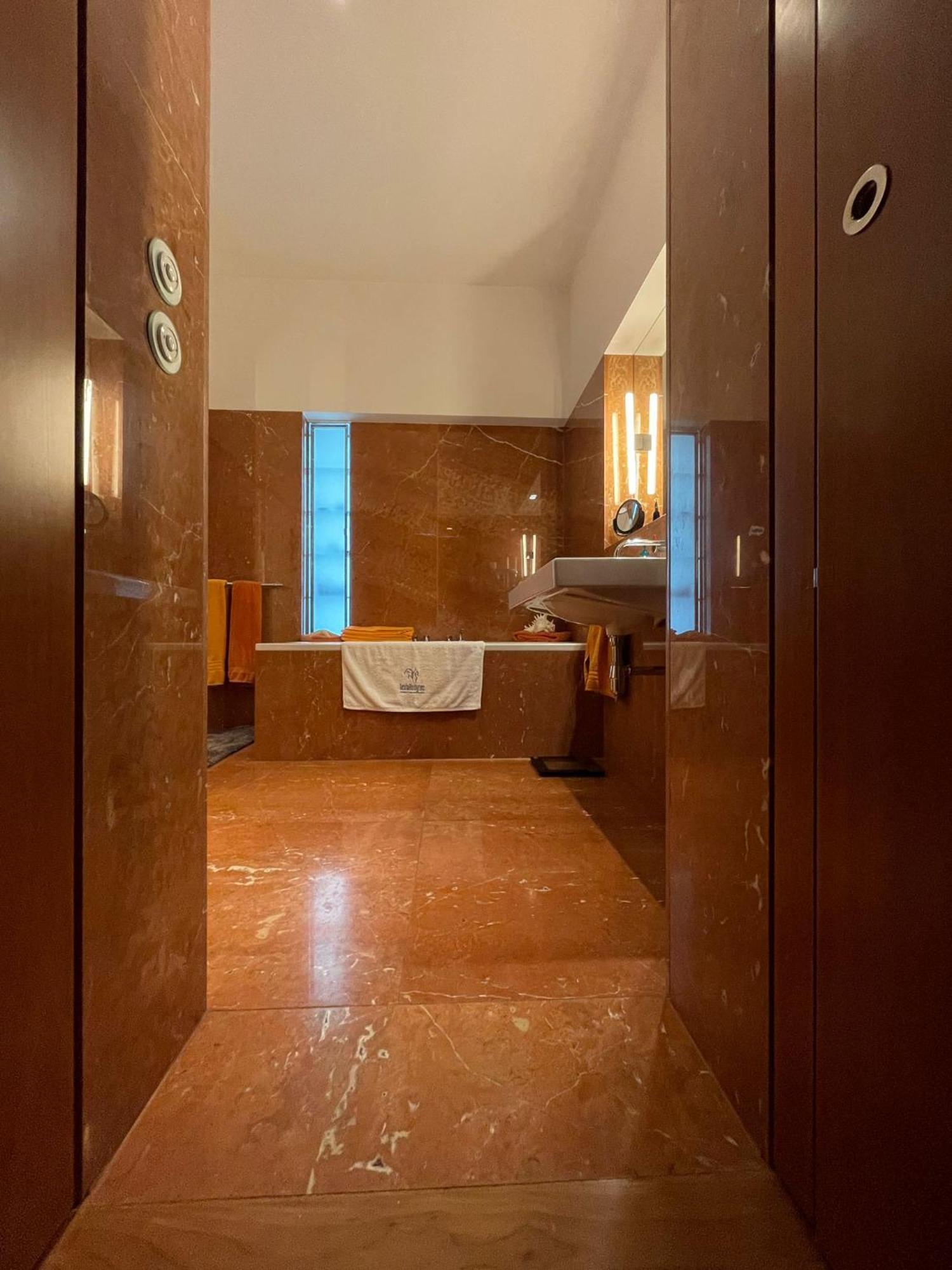 Nexliving Brandenburger Tor Aparthotel *