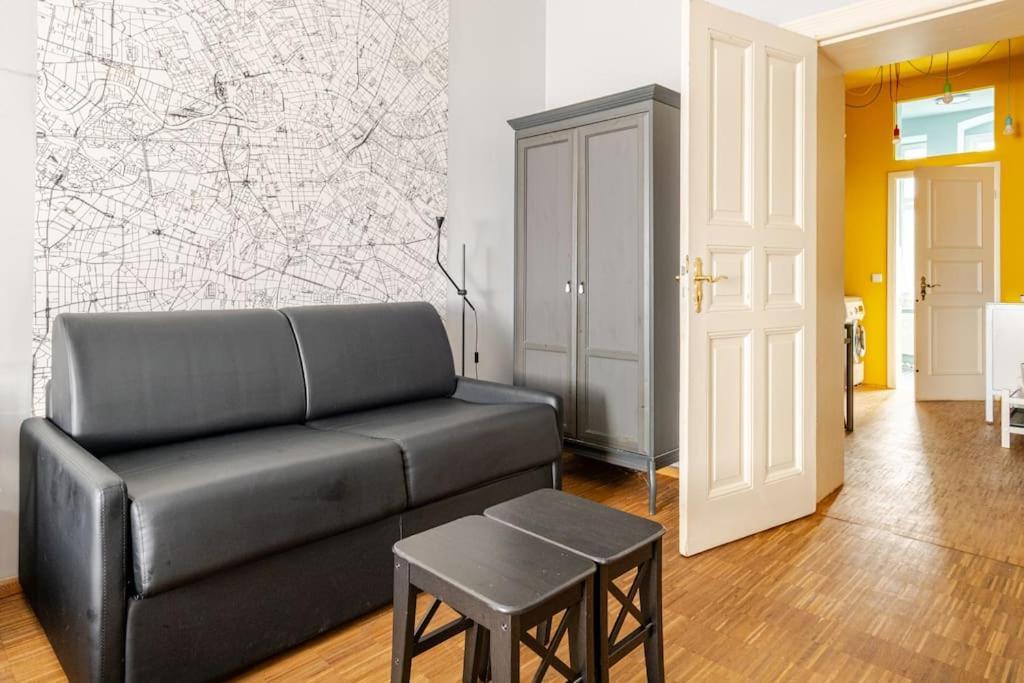 Apartment Nap Club - Stylish & Quiet Base In Vibrant Kiez Berlin