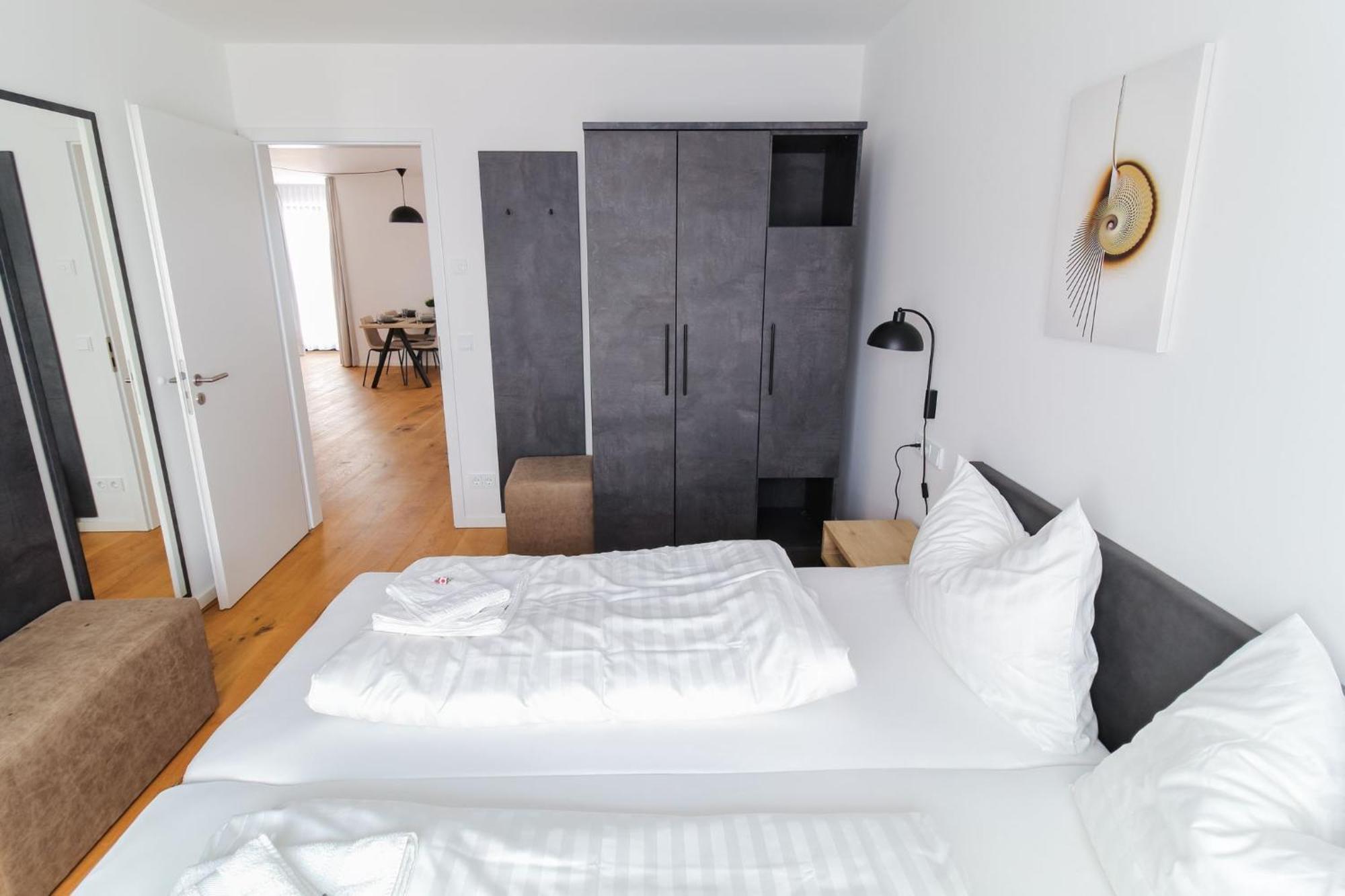 Helios Apartment
