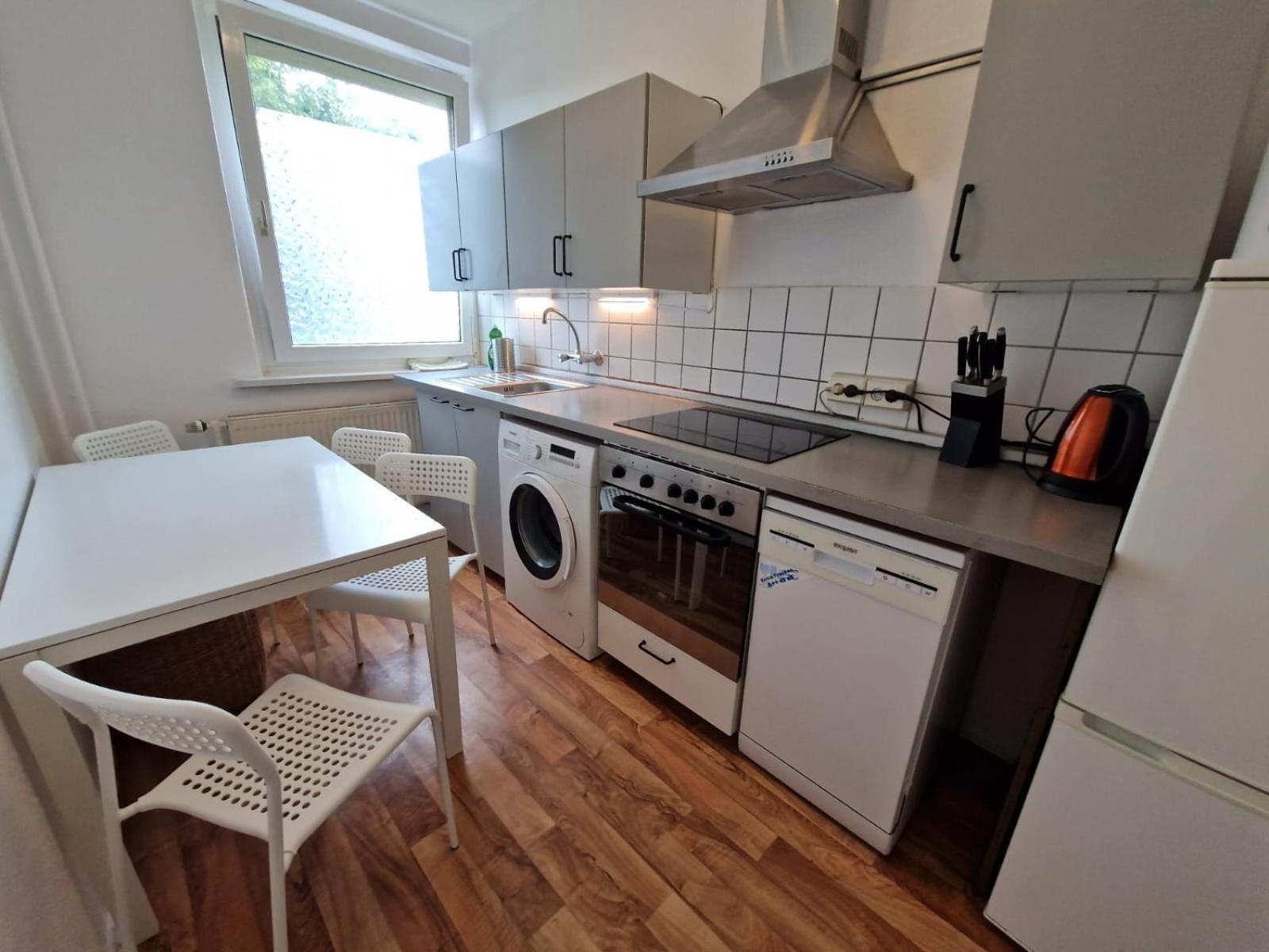 Schoene 3 Schlafzimmer Mit 4 Dopplbetten Apartment