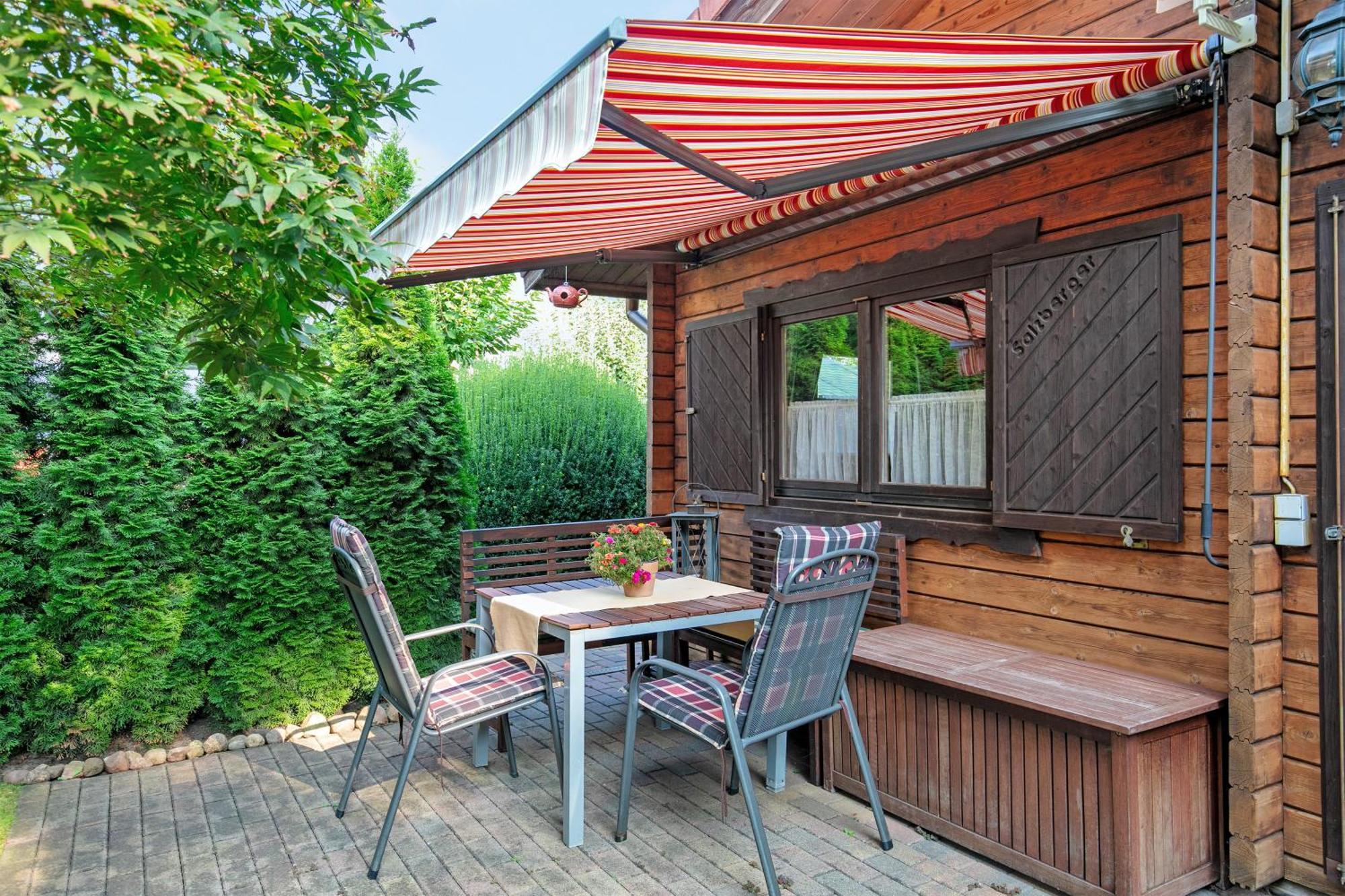 Haus Cuersgen - Blockhaus Jana Holiday home *