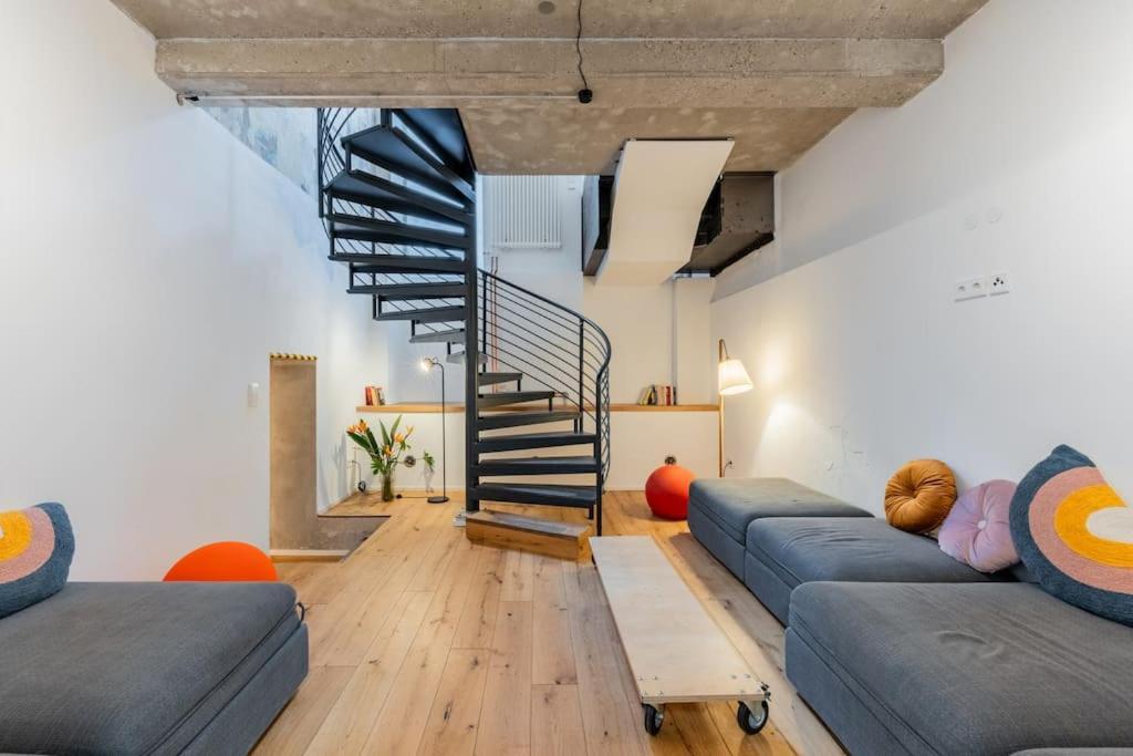 Apartment Architecture In Kreuzberg Berlin
