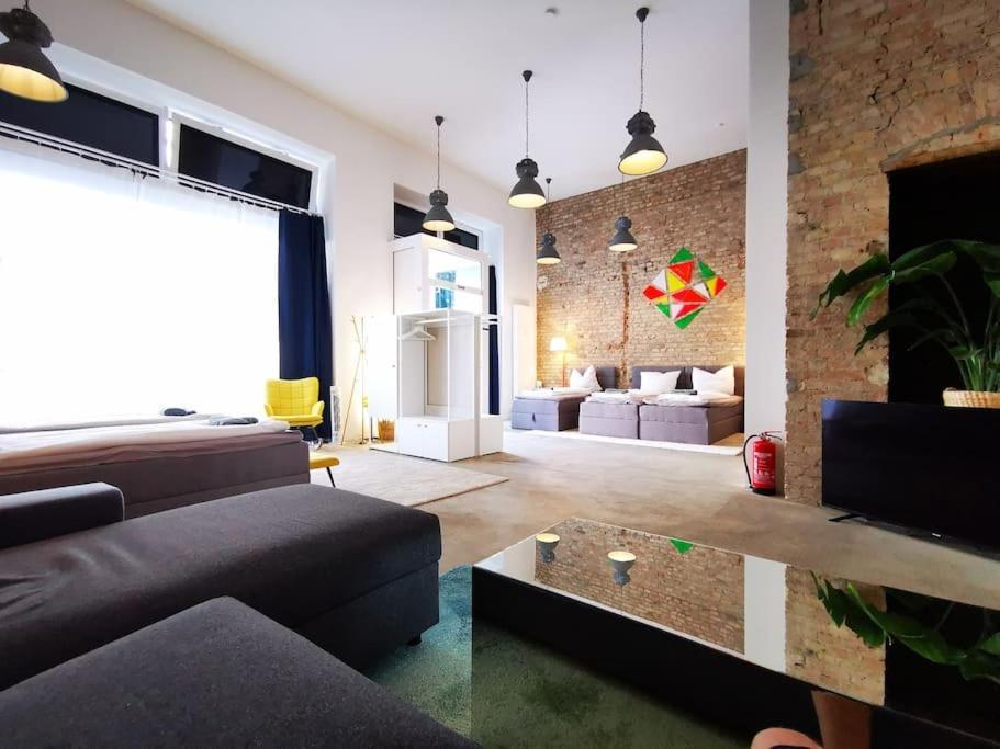Sc 00 Loft By Rockchair L Superhost Status L Unique & Style Loft 205 Sqm 2 Floors Tablefootball Tabletennis 3 Bathrooms Boxspringbeds Welcomes You! Apartment *