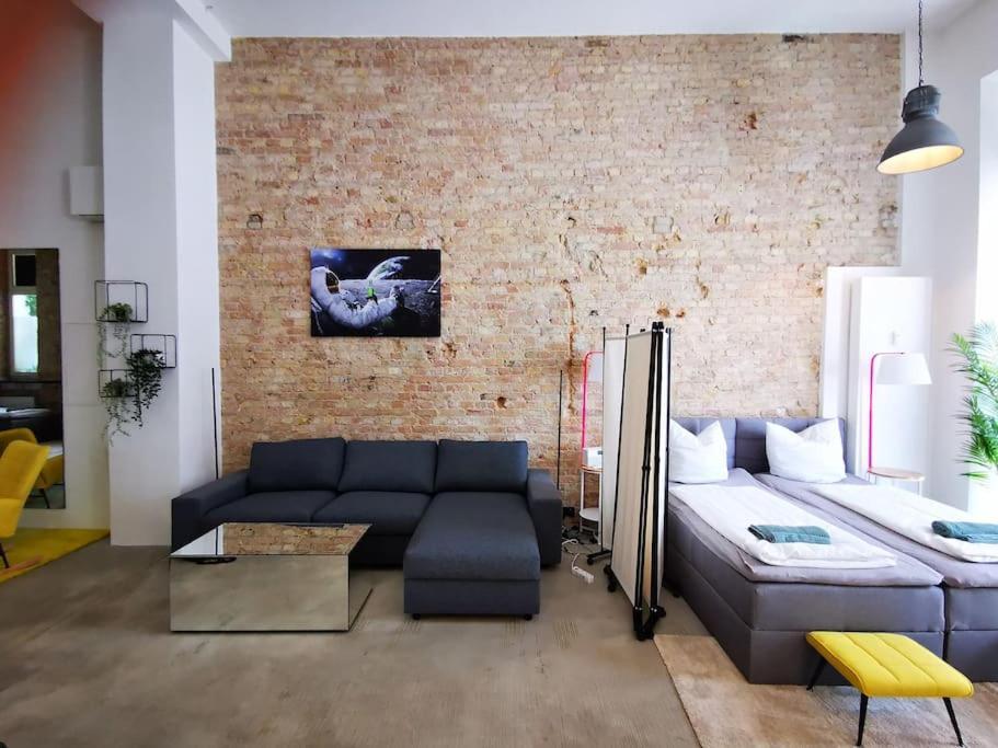 Sc 00 Loft By Rockchair L Superhost Status L Unique & Style Loft 205 Sqm 2 Floors Tablefootball Tabletennis 3 Bathrooms Boxspringbeds Welcomes You! * Berlin