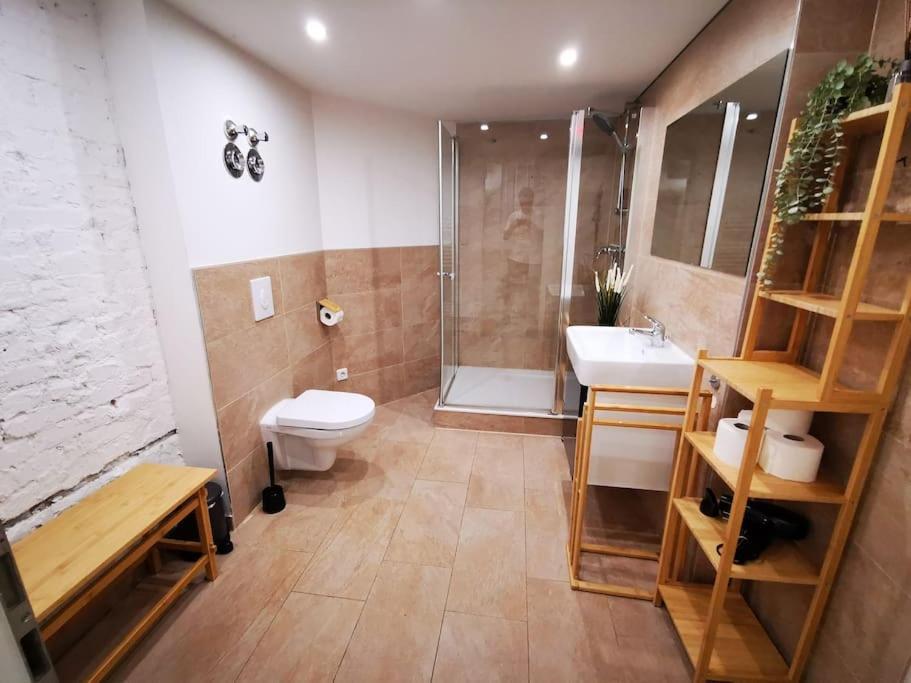 Sc 00 Loft By Rockchair L Superhost Status L Unique & Style Loft 205 Sqm 2 Floors Tablefootball Tabletennis 3 Bathrooms Boxspringbeds Welcomes You! Apartment *