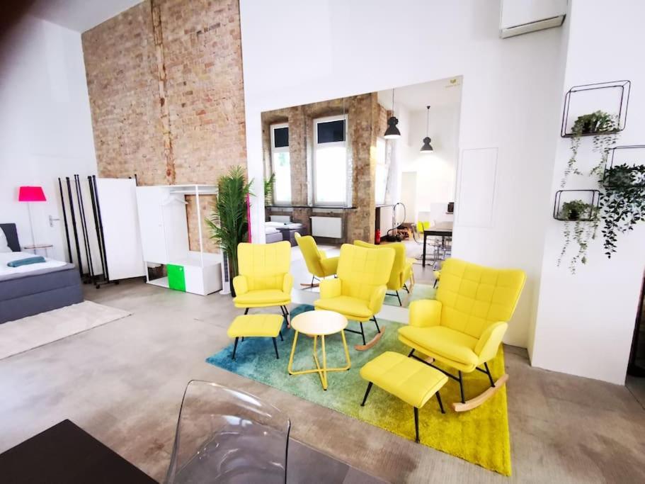 Sc 00 Loft By Rockchair L Superhost Status L Unique & Style Loft 205 Sqm 2 Floors Tablefootball Tabletennis 3 Bathrooms Boxspringbeds Welcomes You! Berlin