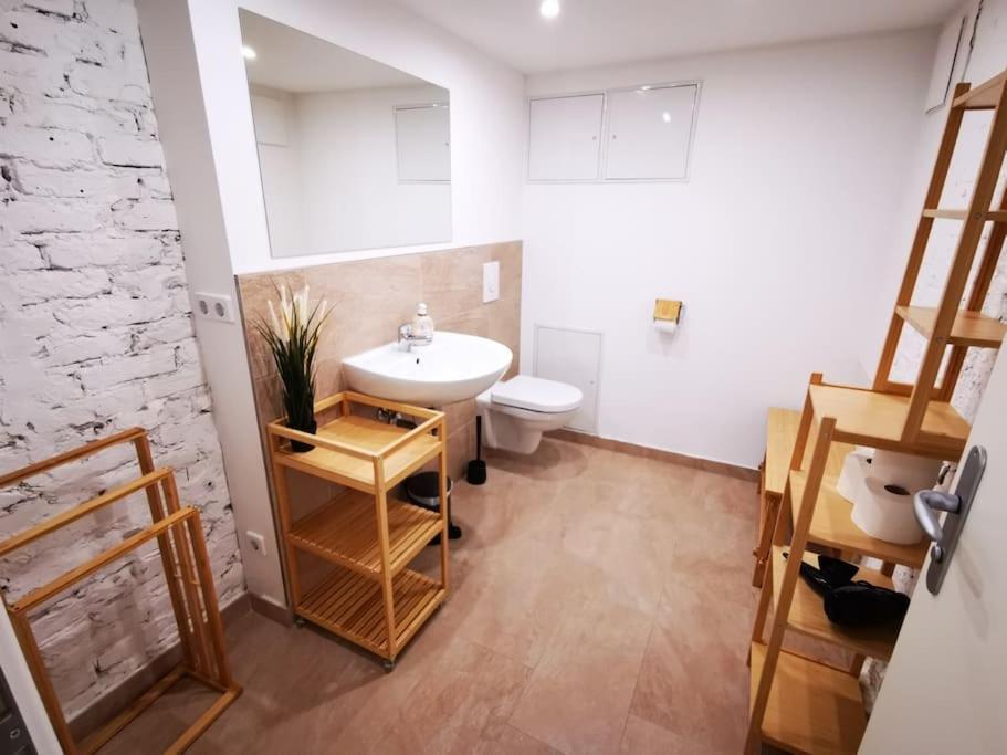 Sc 00 Loft By Rockchair L Superhost Status L Unique & Style Loft 205 Sqm 2 Floors Tablefootball Tabletennis 3 Bathrooms Boxspringbeds Welcomes You! Apartment Berlin