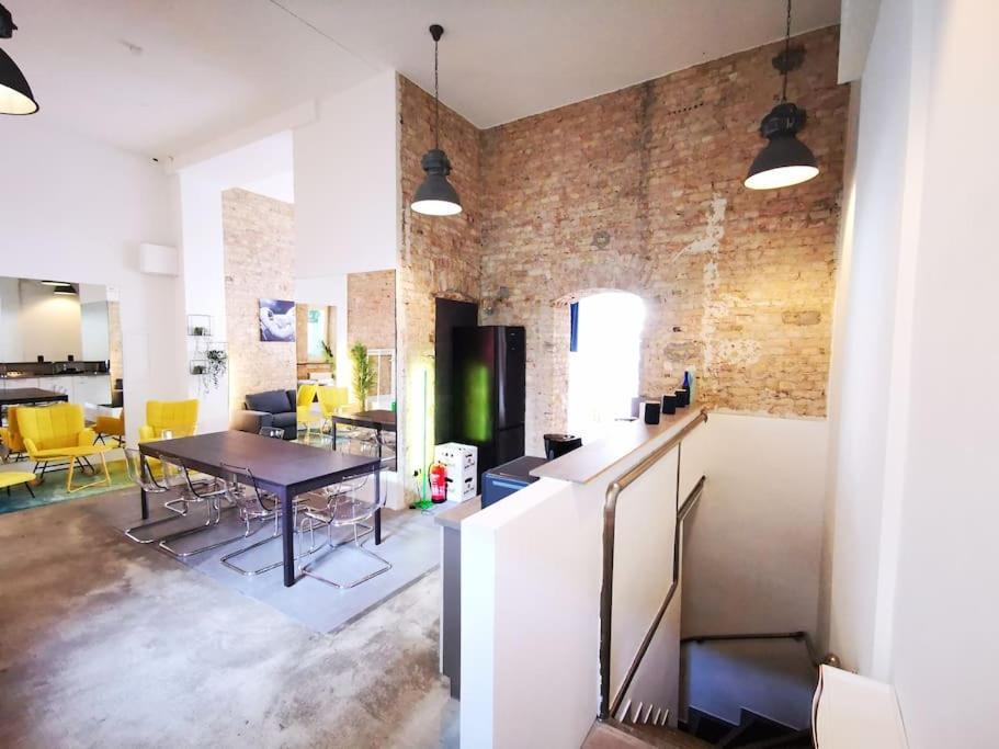 Sc 00 Loft By Rockchair L Superhost Status L Unique & Style Loft 205 Sqm 2 Floors Tablefootball Tabletennis 3 Bathrooms Boxspringbeds Welcomes You! *