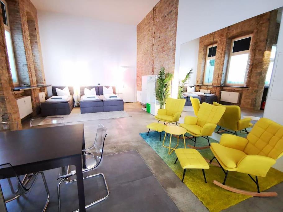 Sc 00 Loft By Rockchair L Superhost Status L Unique & Style Loft 205 Sqm 2 Floors Tablefootball Tabletennis 3 Bathrooms Boxspringbeds Welcomes You! Apartment *