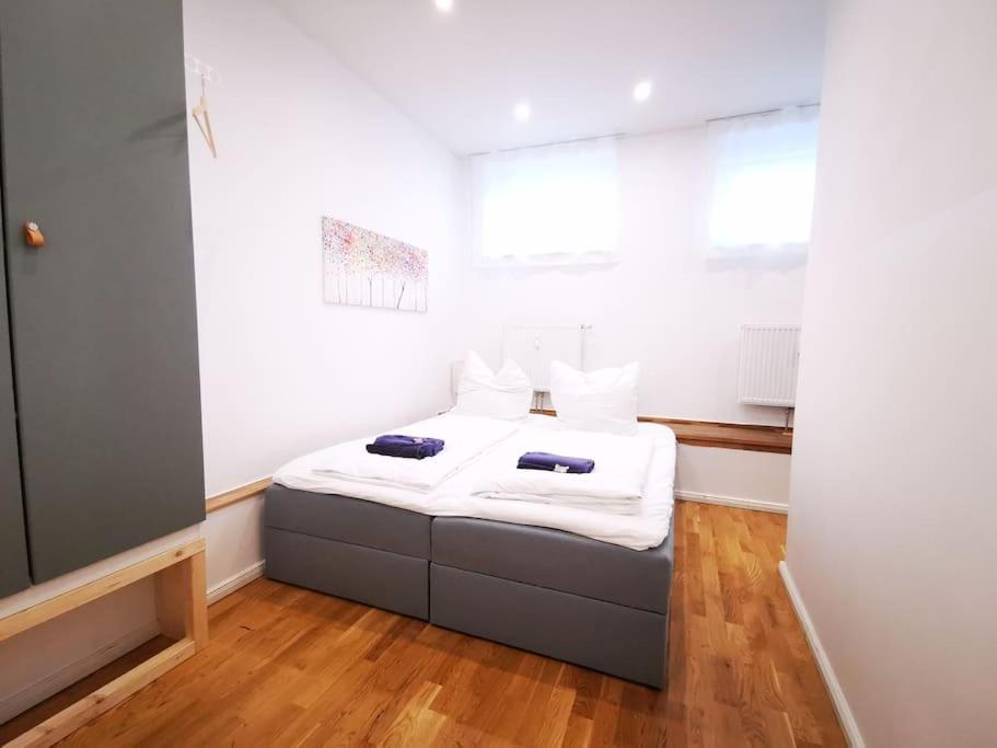 Apartment Inval By Rockchair L Superhost Status L 2 Bedrooms Boxspringbeds 2 Bathrooms In Center 