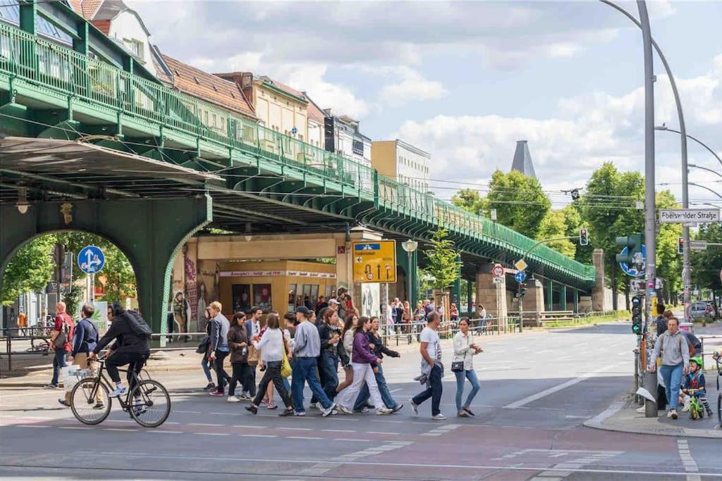 Apartment 33 M Schoenhauser Allee Berlin
