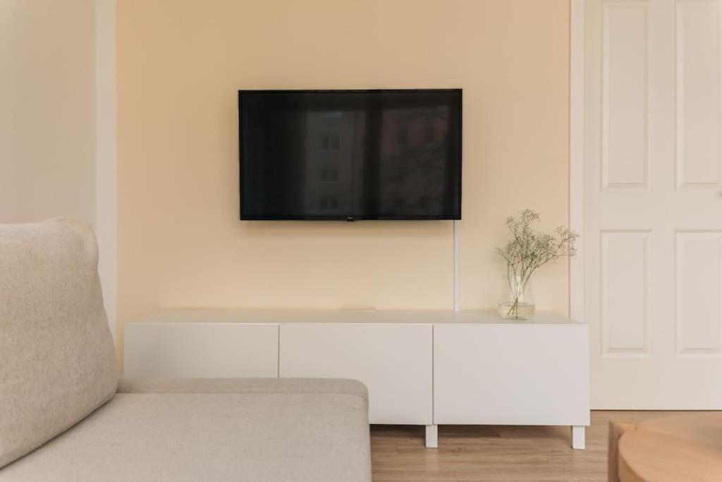 Homaris Frankfurter Allee Apartment *