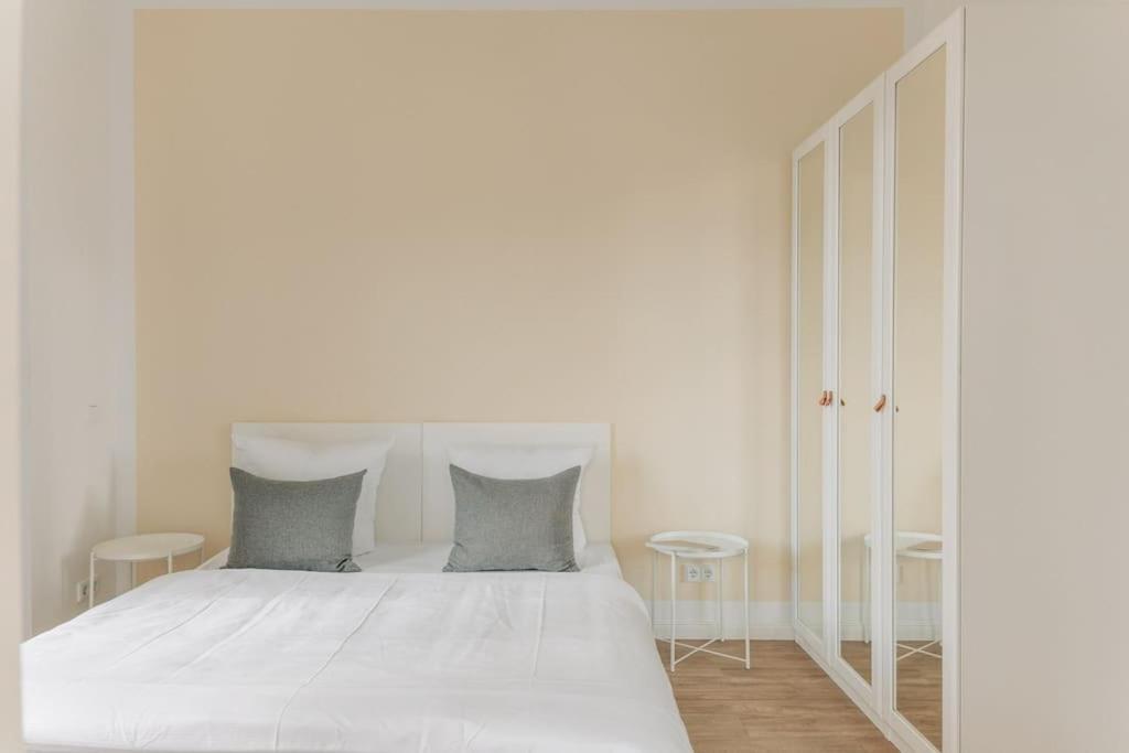 Homaris Frankfurter Allee Apartment *