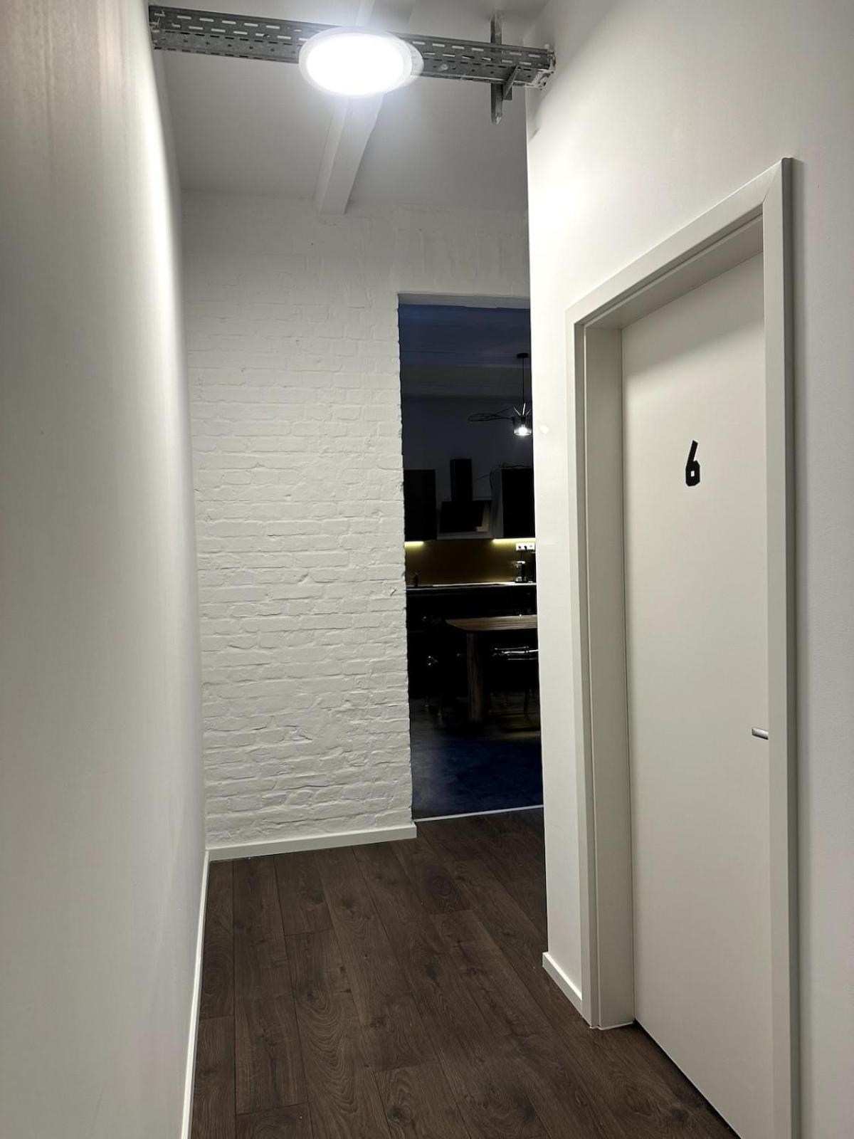 Apartment Cozy Rosy In Vibrant Area 4