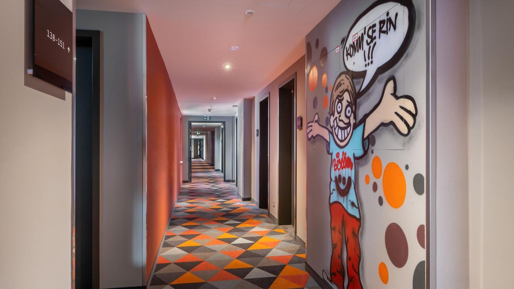 - The Niu, Hide Friedrichshain By Ihg Hotel 3*