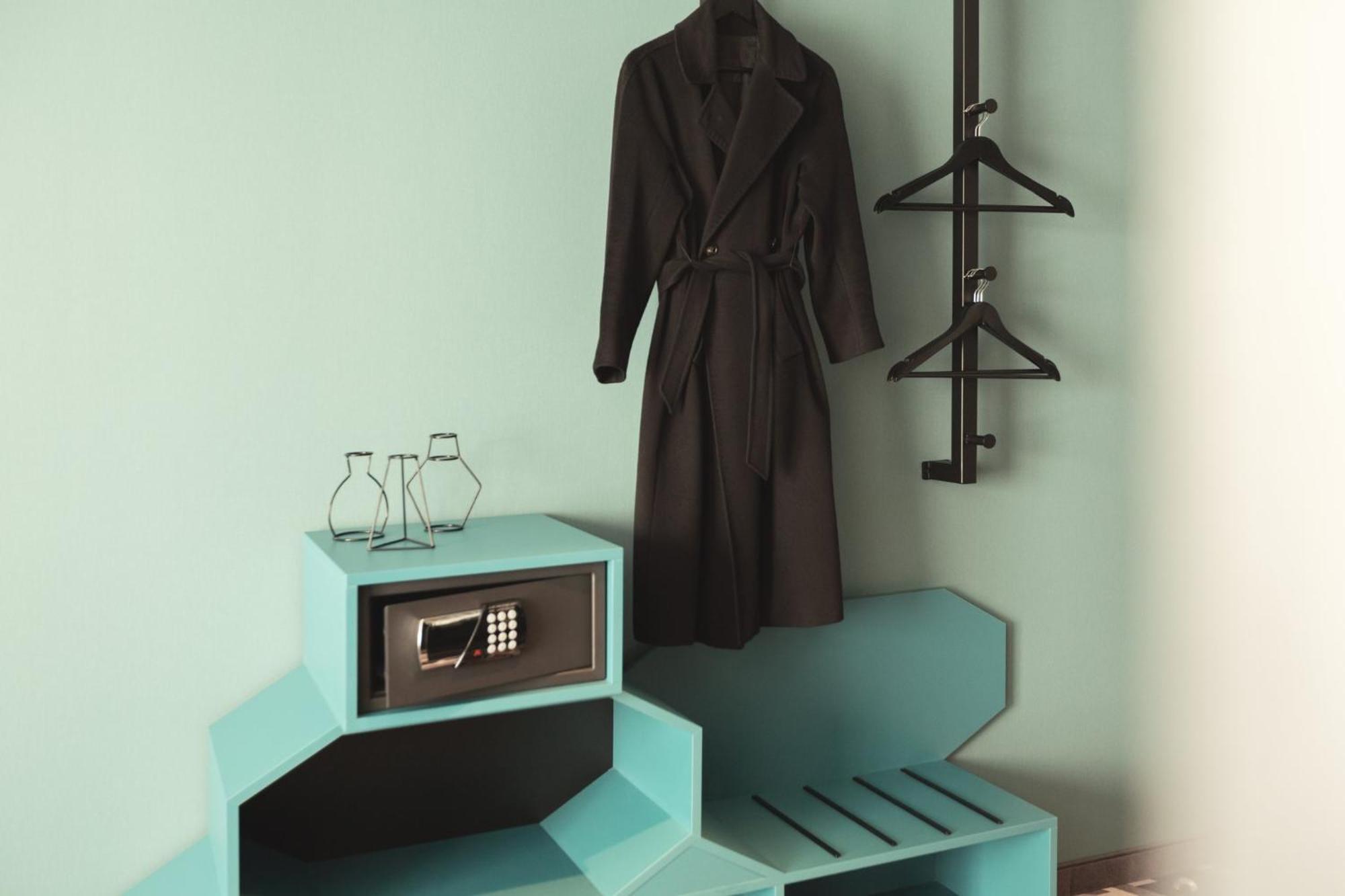 - The Niu, Flash Charlottenburg By Ihg Berlin