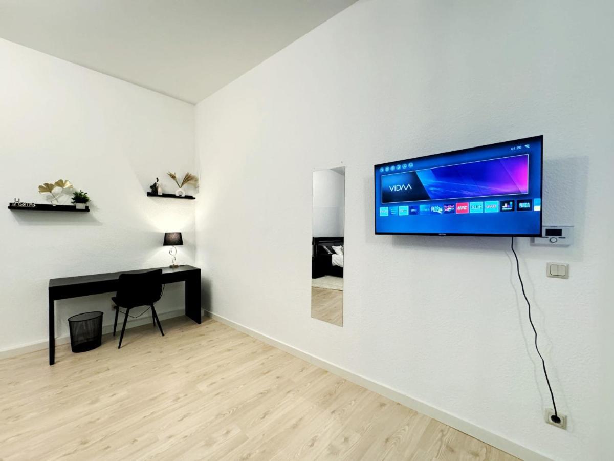 I Spacious 130qm Near Berlins Sights Apartment Berlin