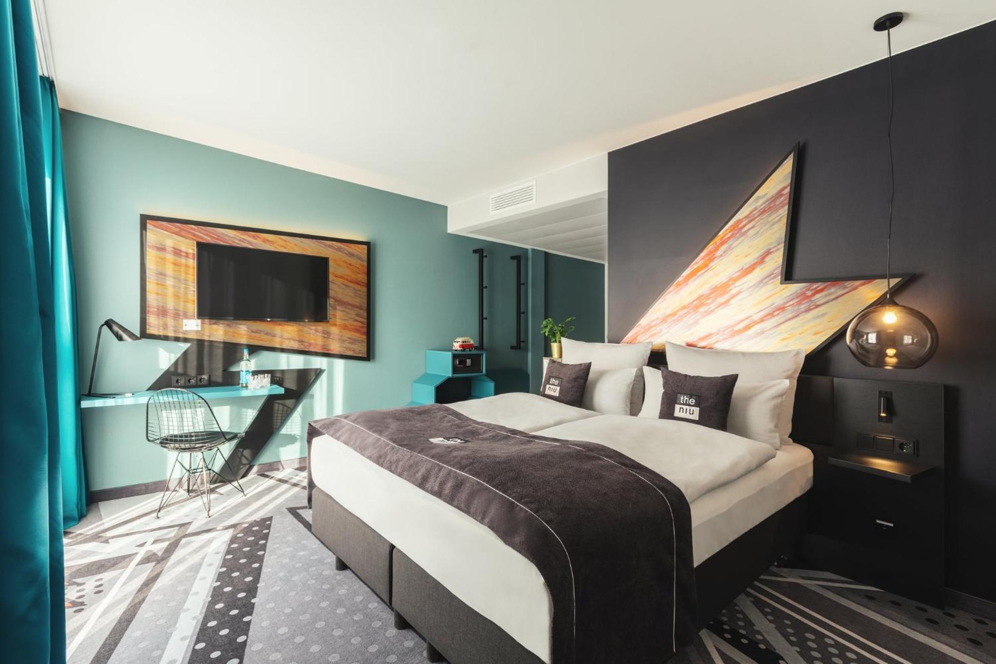 - The Niu, Flash Charlottenburg By Ihg Hotel Berlin