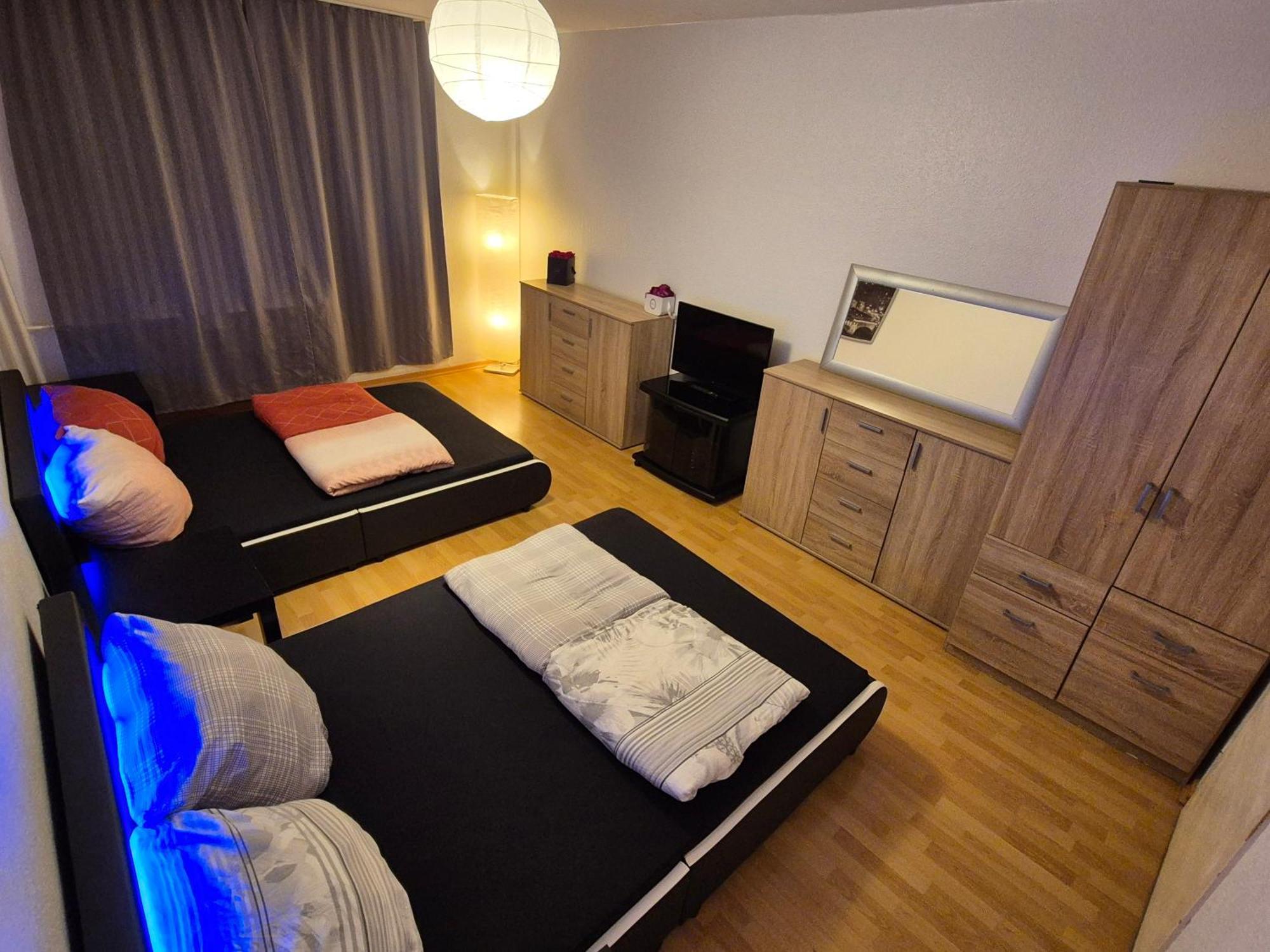 Apartment Schoene 3 Schlafzimmer Mit 4 Dopplbetten Berlin