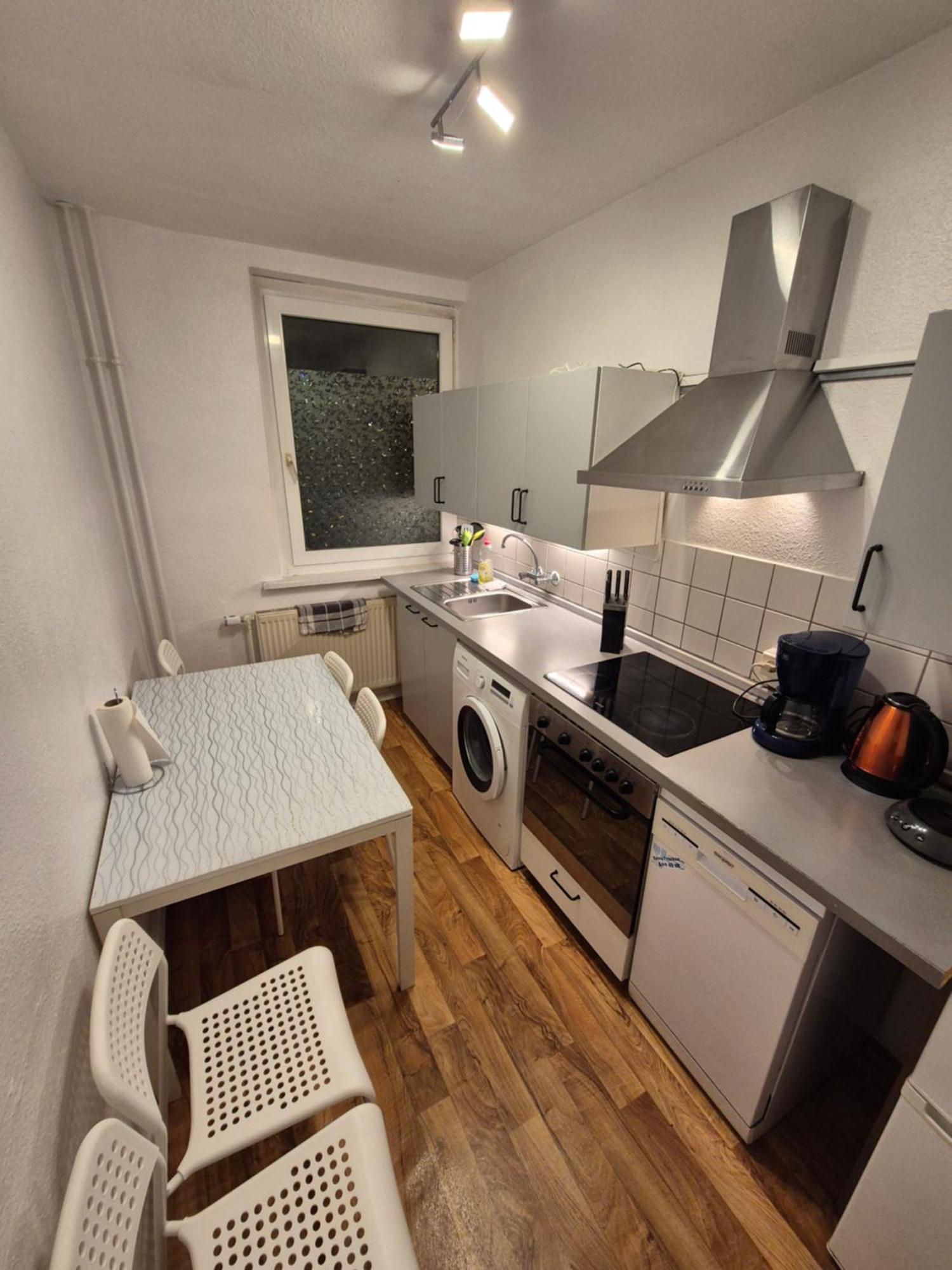 Apartment Schoene 3 Schlafzimmer Mit 4 Dopplbetten *