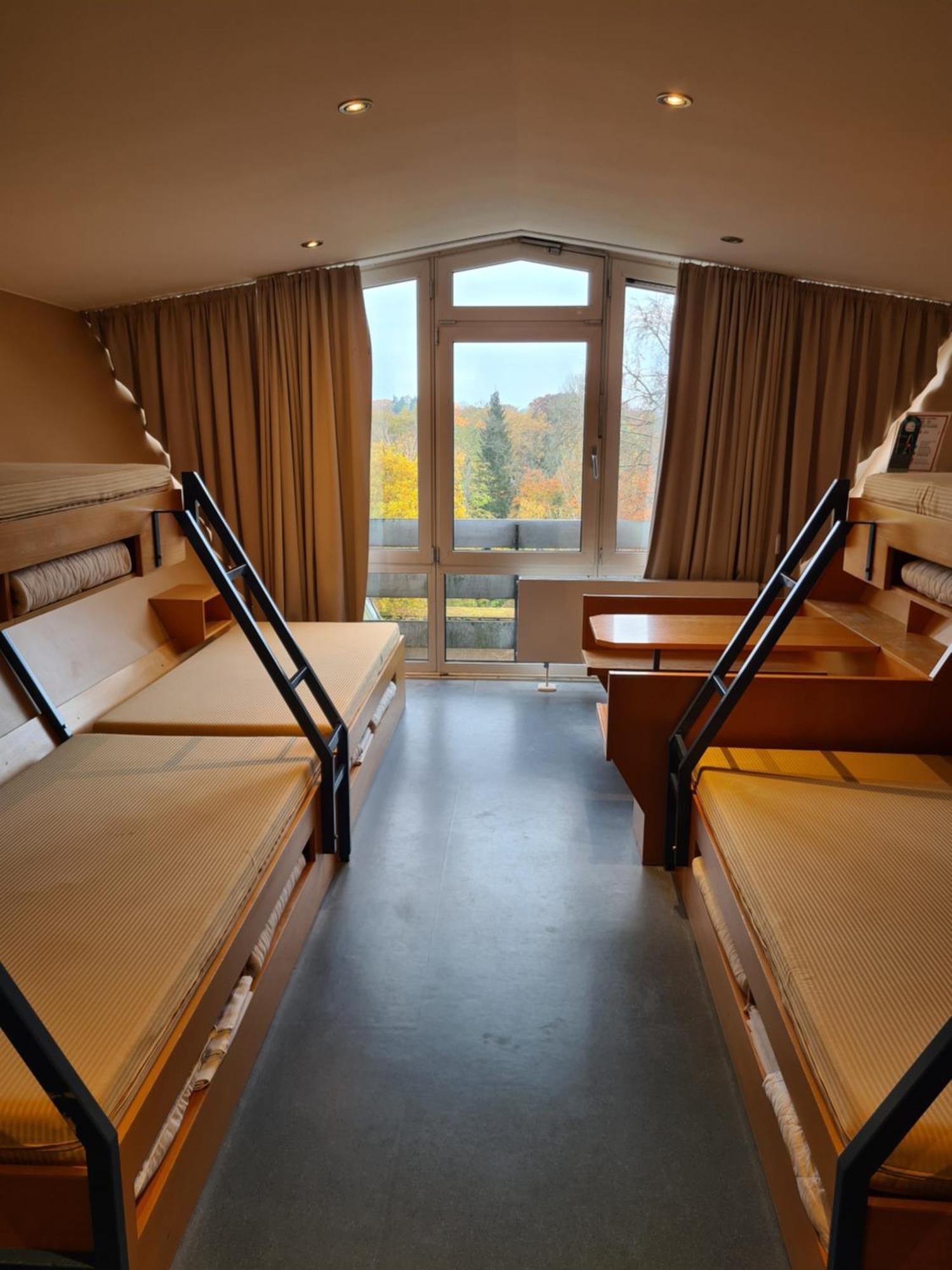 Hostel Jugendgaestehaus St.-michaels-heim