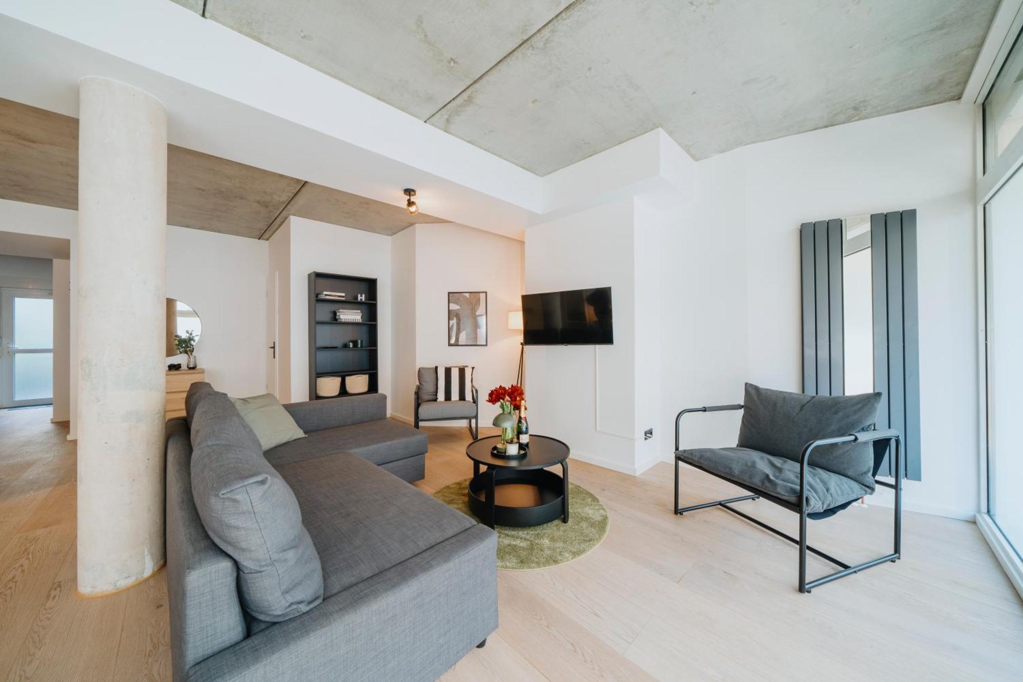 Homely - Loft, Terrace, Near Ostkreuz I Free Parking Lejlighed *