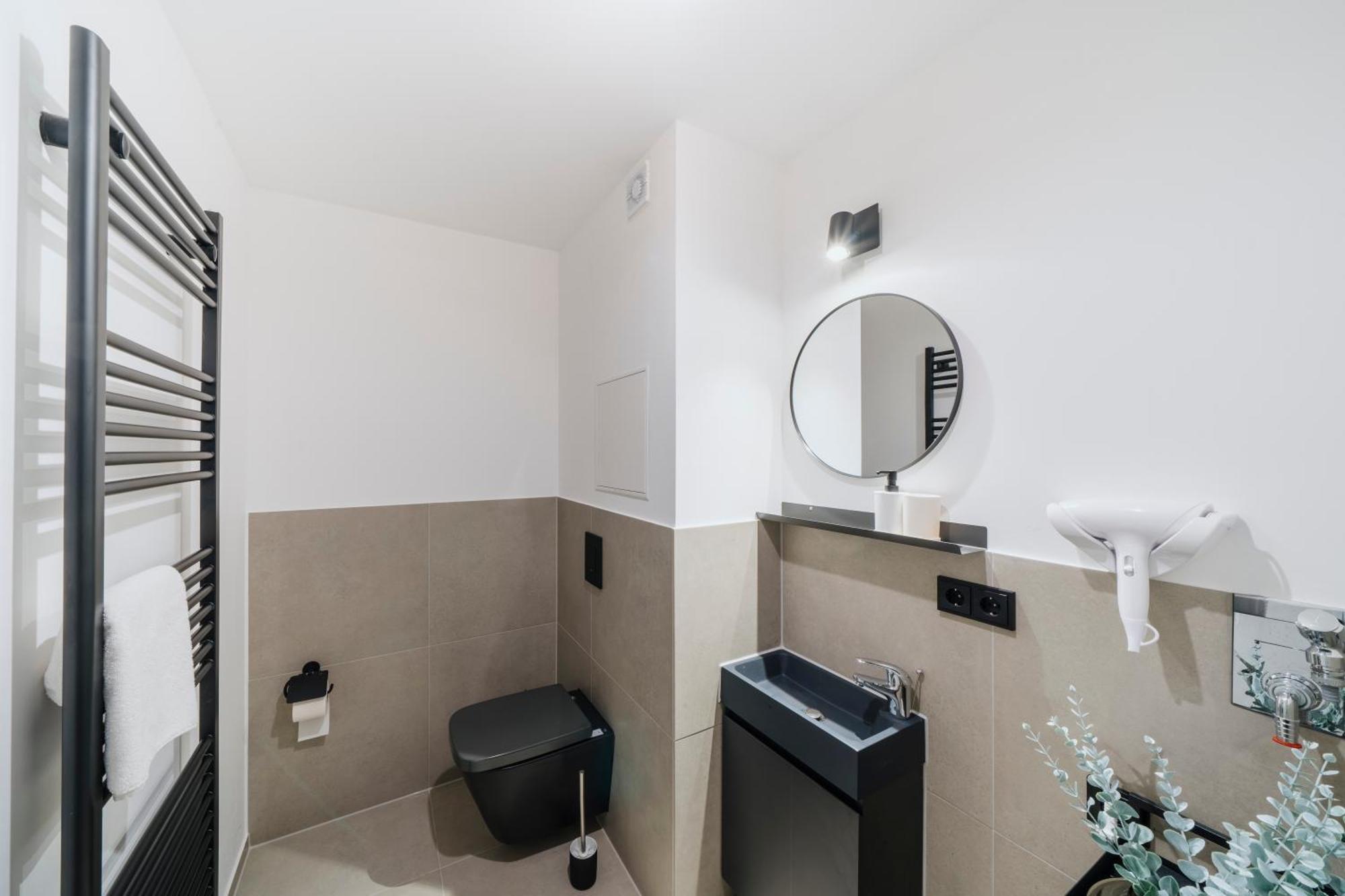 Homely - Loft, Terrace, Near Ostkreuz I Free Parking Lejlighed *