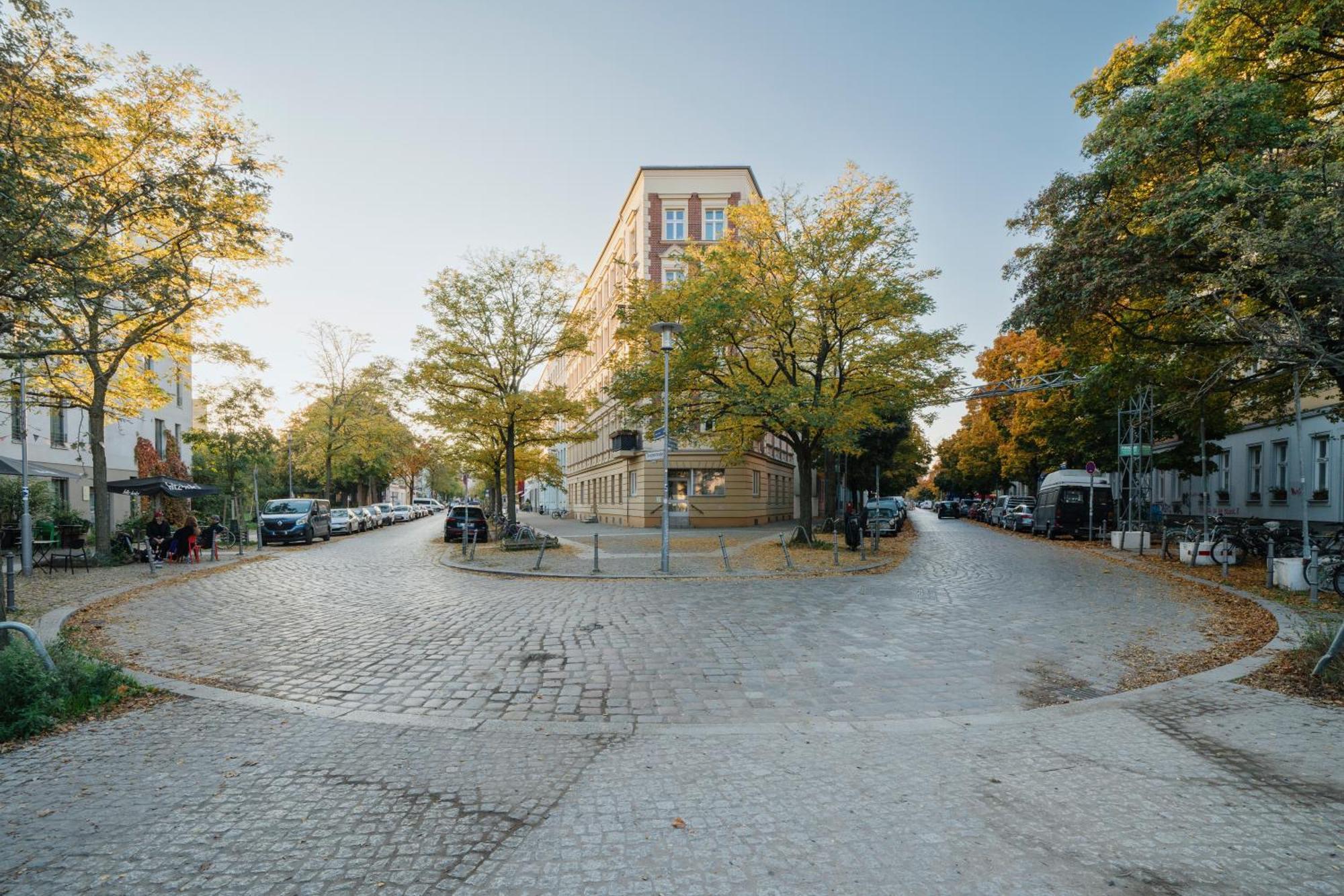 Apartment Homely - Loft, Terrace, Near Ostkreuz I Free Parking *