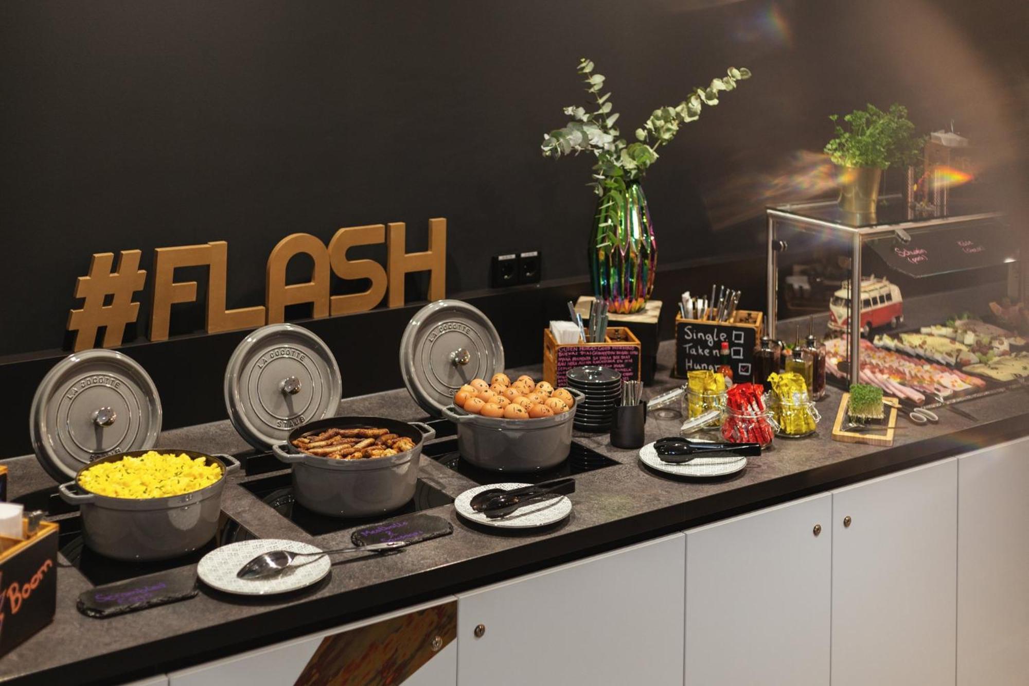 - The Niu, Flash Charlottenburg By Ihg