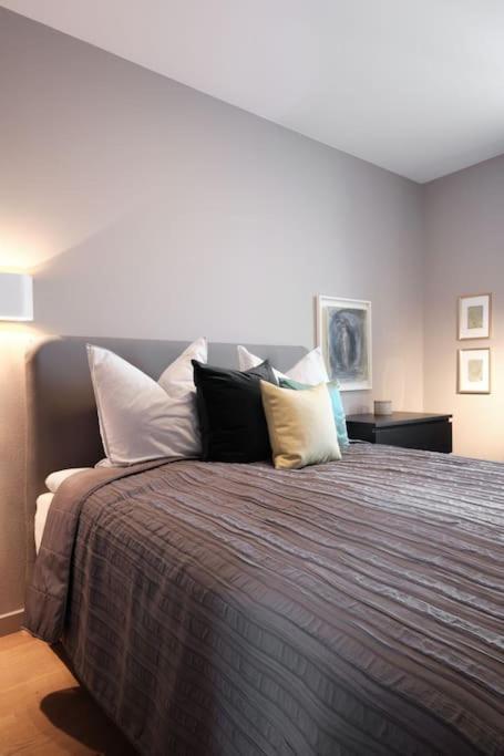 Luxury 8 Pax Berlin