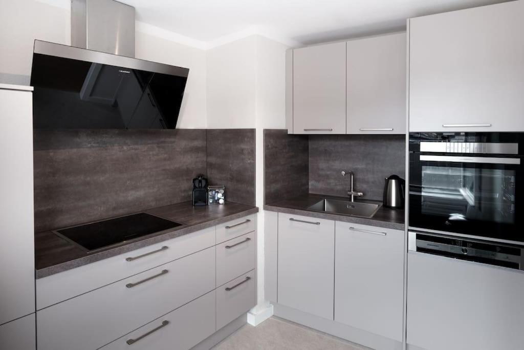 Luxury 8 Pax Apartment