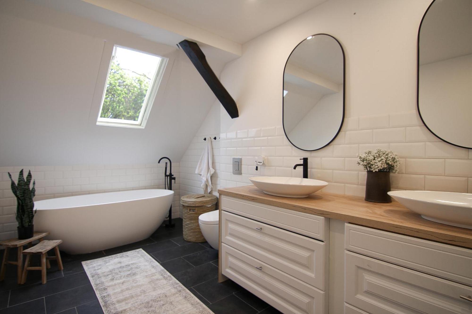Haus Mit Pool, Garten Und Gym In * Berlin
